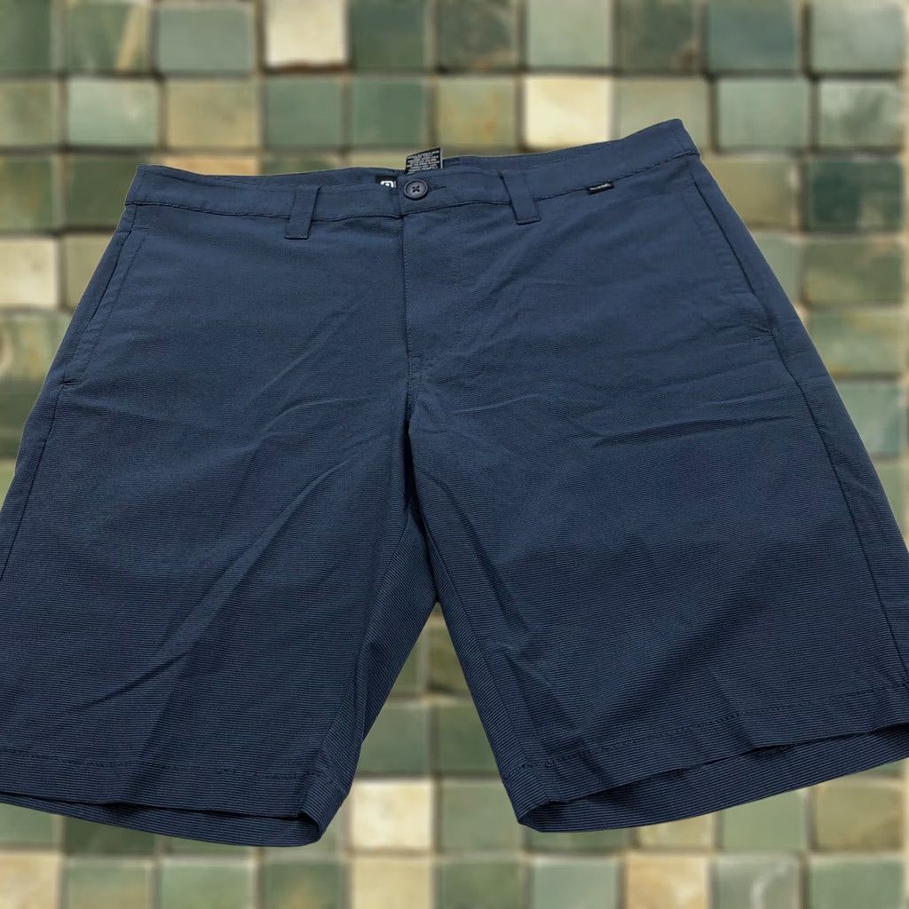 TravisMathew Travis Mathew 34 (Fit 35/36 In) Stretch Flat Chino 10" Shorts Blue MINT Size US 36 / EU 52 - 1 Thumbnail