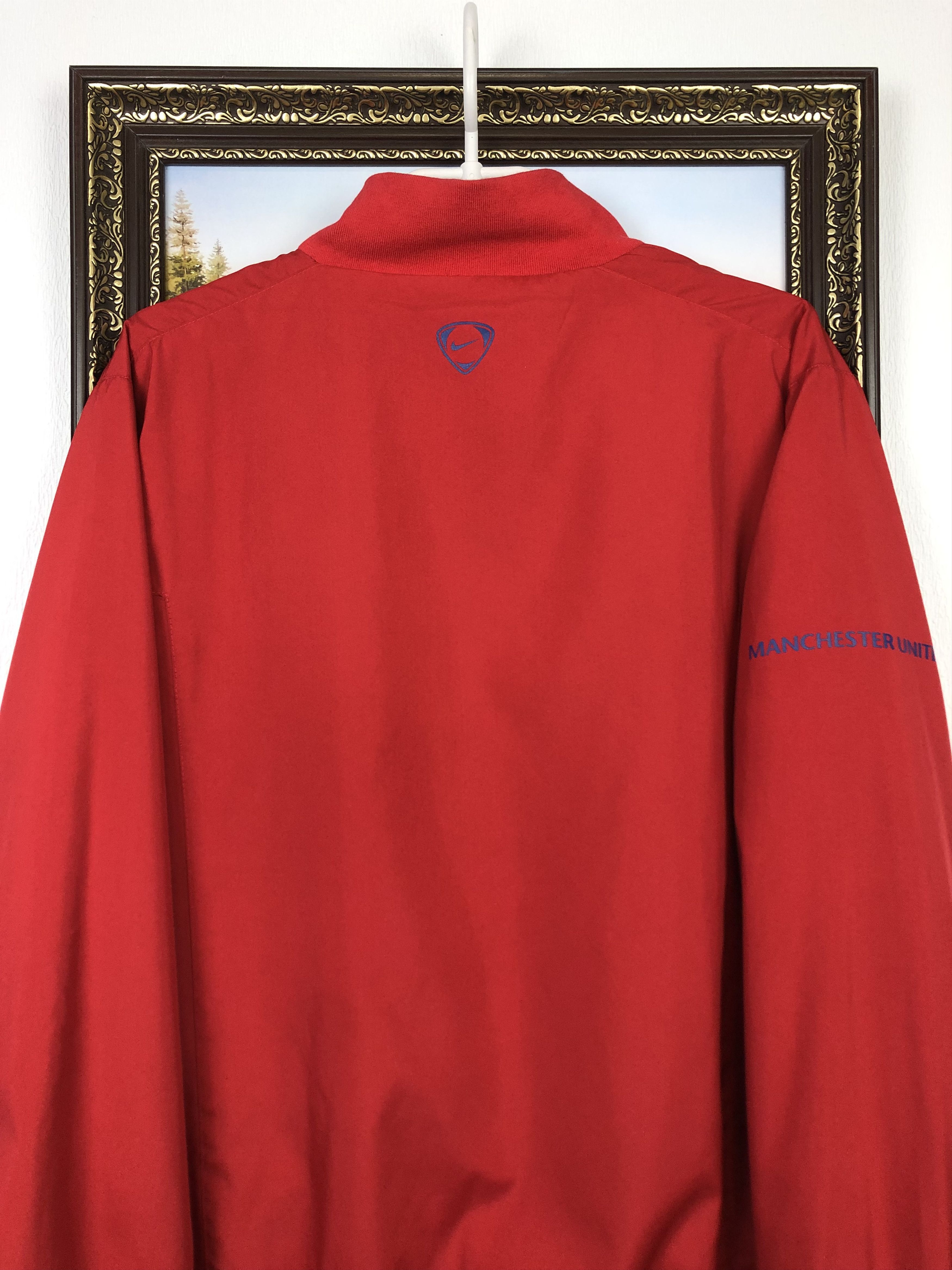 Nike Vintage Nike Manchester United Football Jacket Soccer Track Size US M / EU 48-50 / 2 - 10 Thumbnail