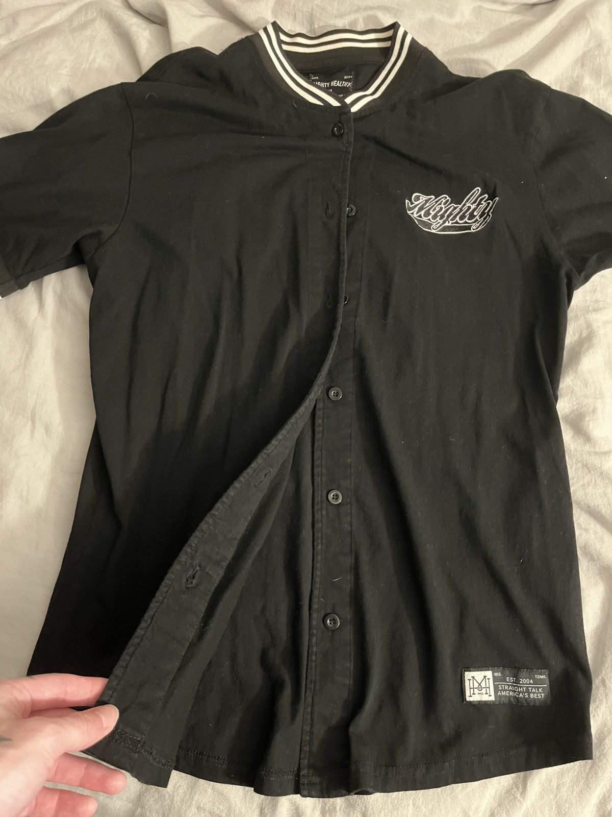 Mighty Healthy Mighty healthy black button up Size US M / EU 48-50 / 2 - 6 Thumbnail
