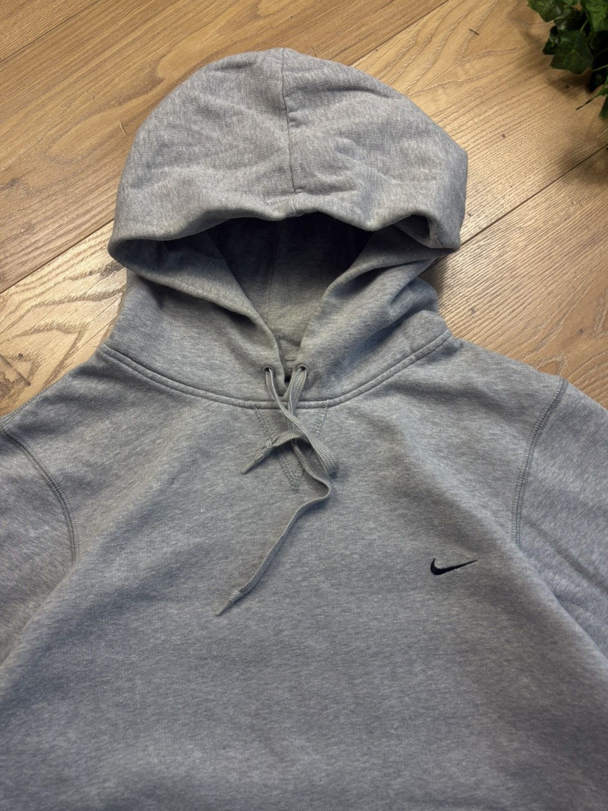 Nike 00s Nike Vintage Swoosh Logo Oversized RetroY2K Hoodie Size US S / EU 44-46 / 1 - 5 Thumbnail