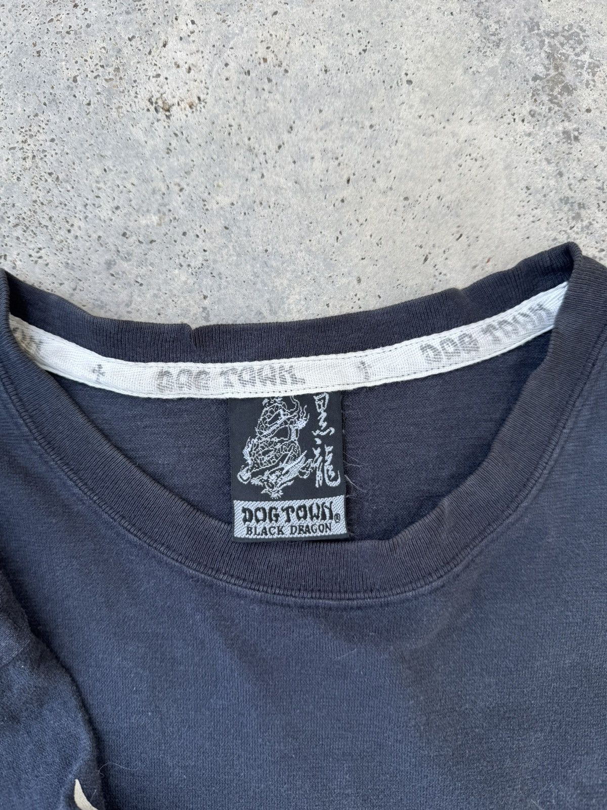 Dogtown 2000s Dogtown Black Dragon Flames Over Print y2k Tees Size US L / EU 52-54 / 3 - 6 Thumbnail