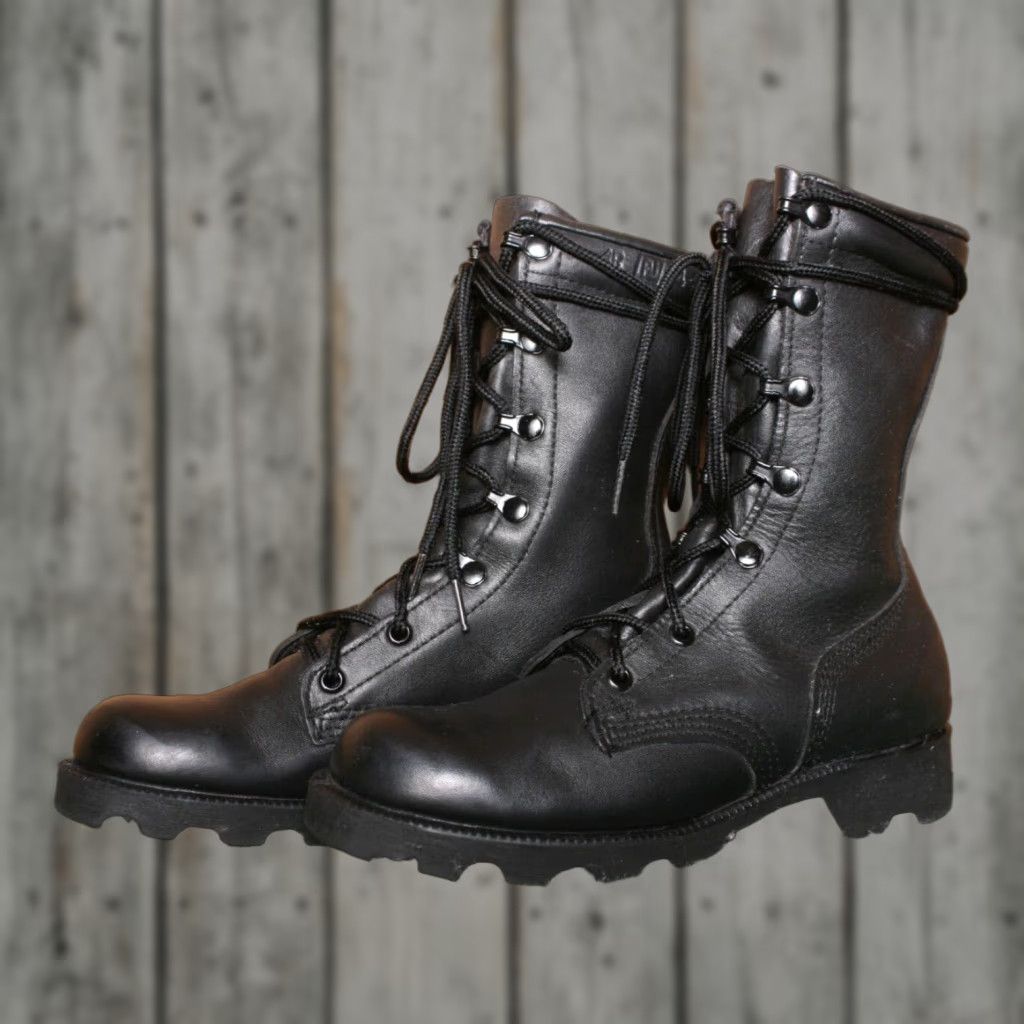 Vintage VINTAGE Ro-SEARCH Black Leather Combat Boots Mens 4R (Regular Width) Size 4 US Shoes Men Black Combat Boots 1997 90s Size US 5 / EU 37 - 1 Thumbnail