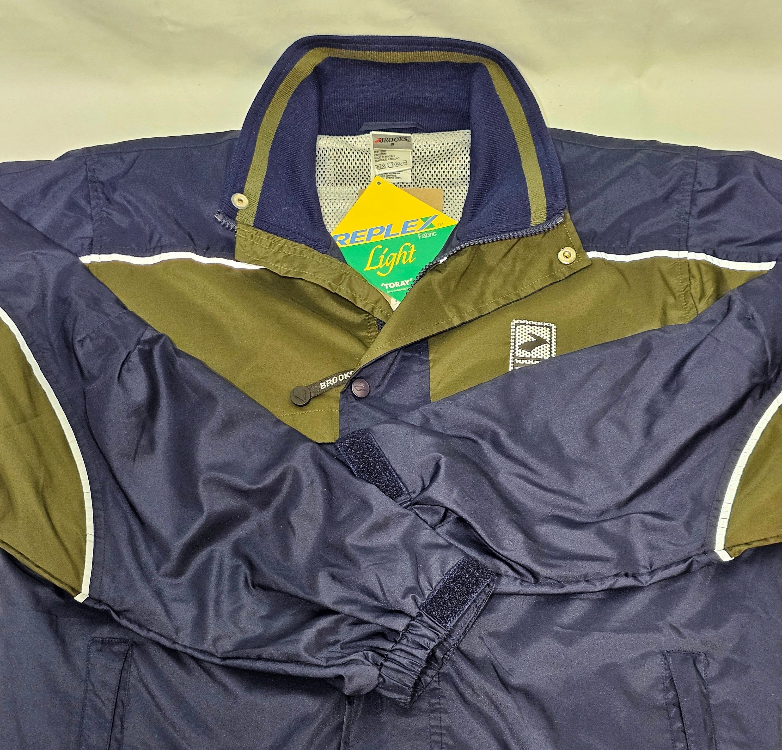 Brooks Brooks Vintage 90s Yakima Aireplex, NWT Size US S / EU 44-46 / 1 - 13 Thumbnail