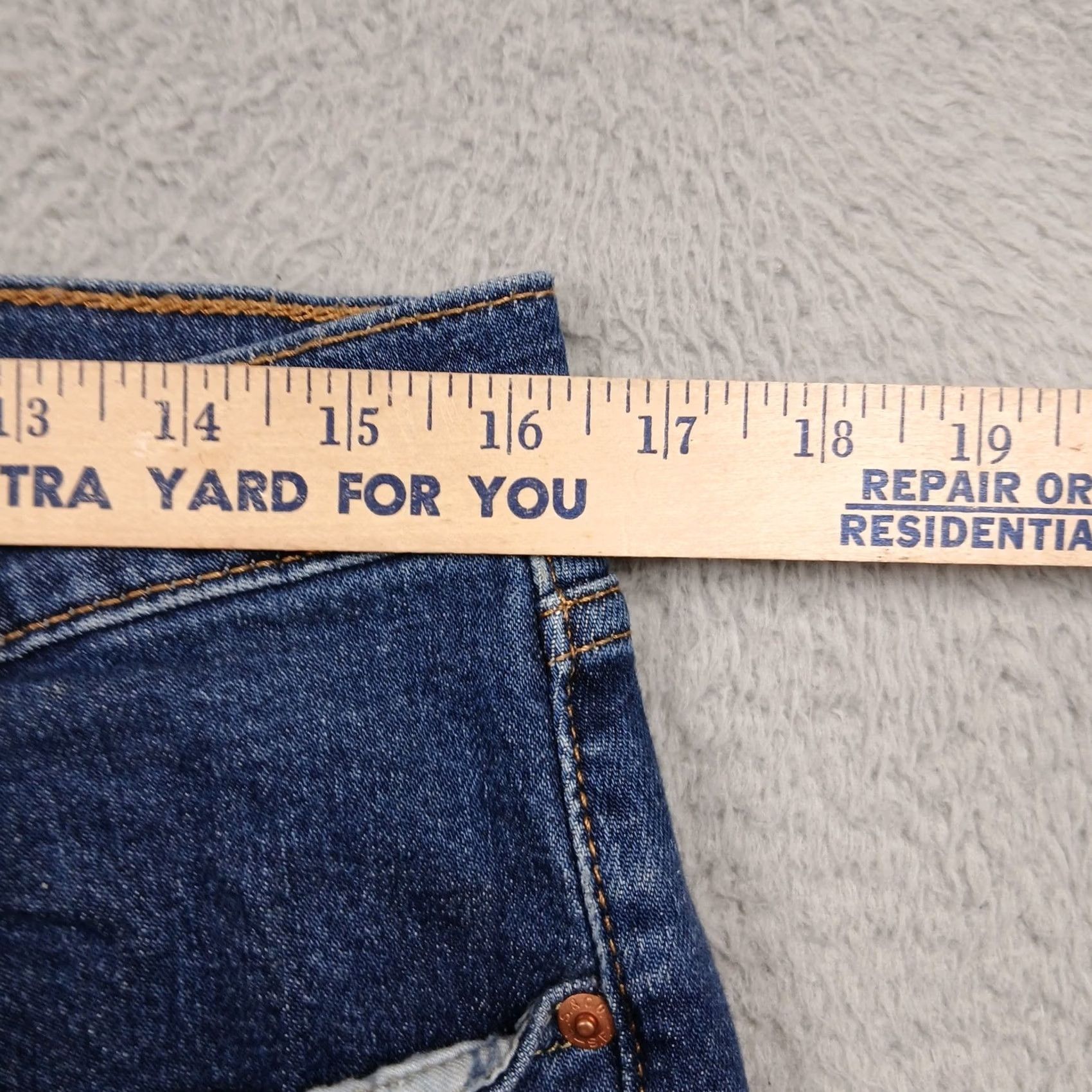 Levi's Levi's 505 Regular Fit Straight Leg Jeans Men 34x34 Blue Denim Classic Mid Dark Wash Logo Pockets Zip Button 34in Waist 34in Inseam Vintage No Mens Size US 34 / EU 50 - 7 Thumbnail