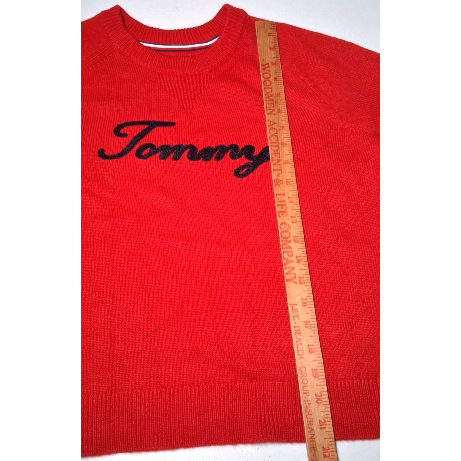 Tommy Hilfiger Tommy Hilfiger Sweater Women M/L Red Crewneck Pullover Varsity Lettering Preppy Casual Knitted Knit Raglan Sleeve Regular Size M/L, China, Vintage? Size M / US 6-8 / IT 42-44 - 5 Thumbnail