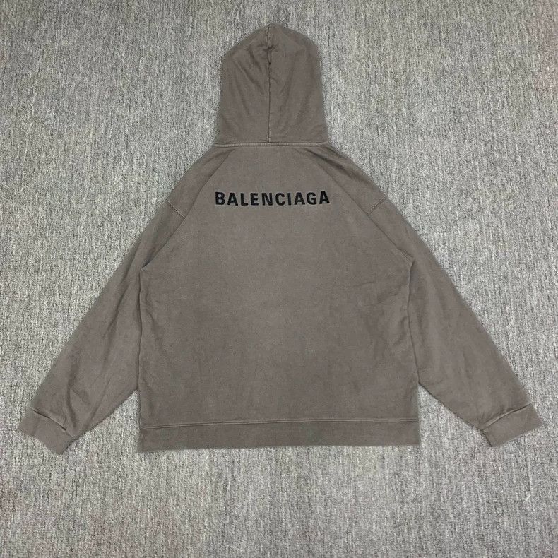 Balenciaga Balenciaga Grey front and back embroidered hoodie sweatshi Size US S / EU 44-46 / 1 - 2 Thumbnail