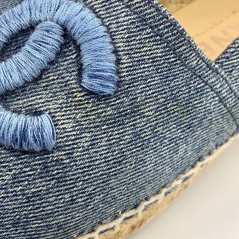 Chanel Chanel Blue logo embroidered casual one-pedal fisherman sh Size US 5.5 / IT 35.5 - 9 Thumbnail