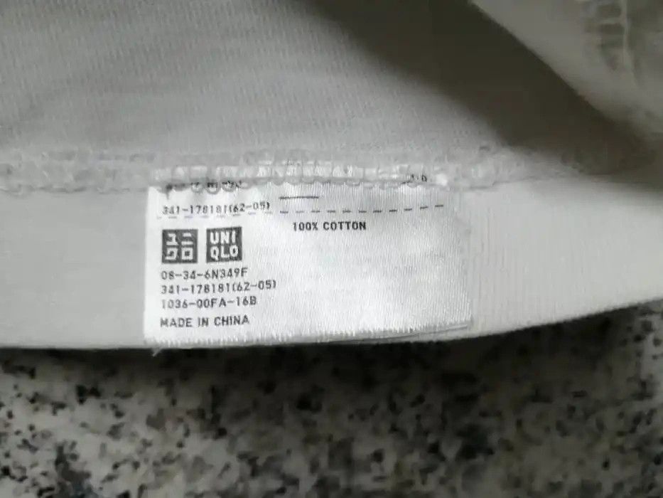 Japanese Brand × Kaws × Vintage 🔥 Rare 🔥 Vintage kaws Very Rare Size US M / EU 48-50 / 2 - 6 Thumbnail