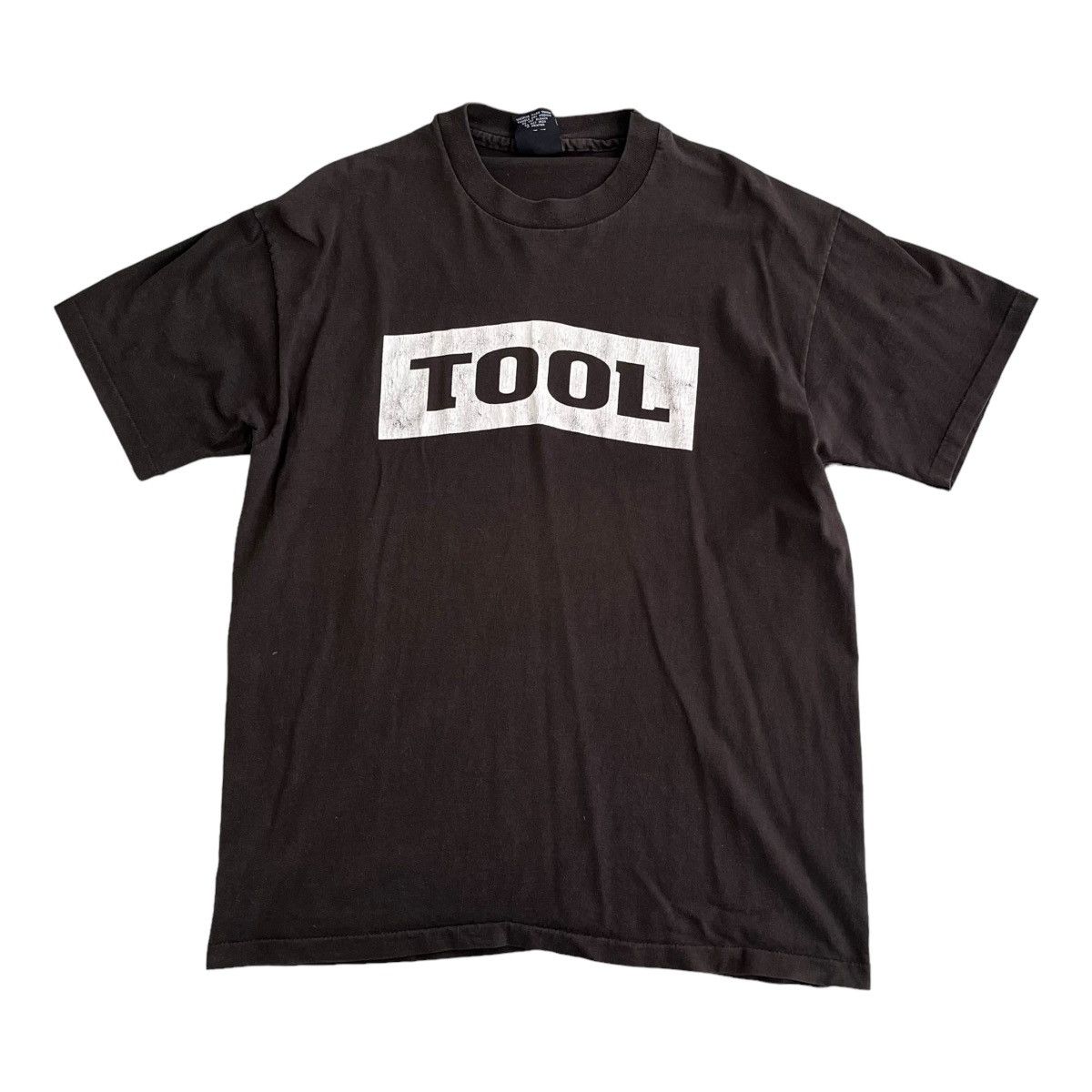 Vintage Vintage 90s Tool Band Tee Size US XL / EU 56 / 4 - 1 Thumbnail