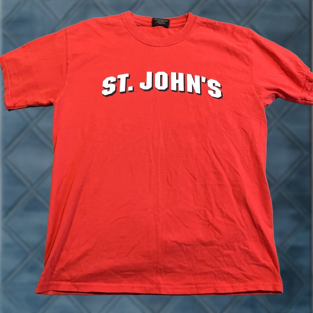 Vintage VINTAGE Steve & Barry's ST. JOHNS UNIVERSITY Red T Shirt Men's Large L Short Sleeve Shirt University Mens Red Size US L / EU 52-54 / 3 - 1 Thumbnail