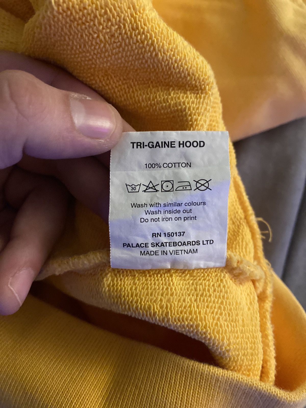 Palace Palace Tri-Gaine Hood Yellow Men's - SS20 - US Size US L / EU 52-54 / 3 - 12 Thumbnail
