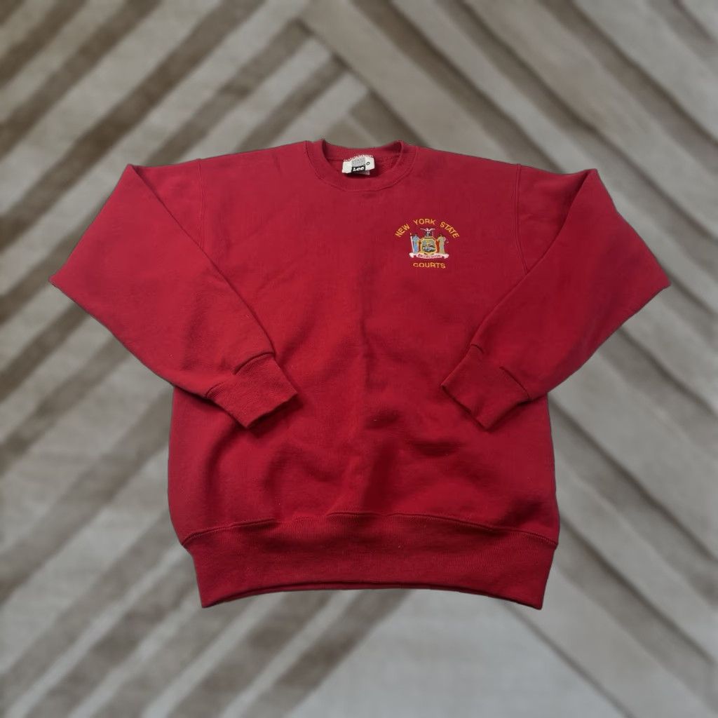 Lee VINTAGE Lee USA Sweatshirt Men M Red Pullover Crewneck Graphic Print Court of New York State Size US M / EU 48-50 / 2 - 1 Thumbnail