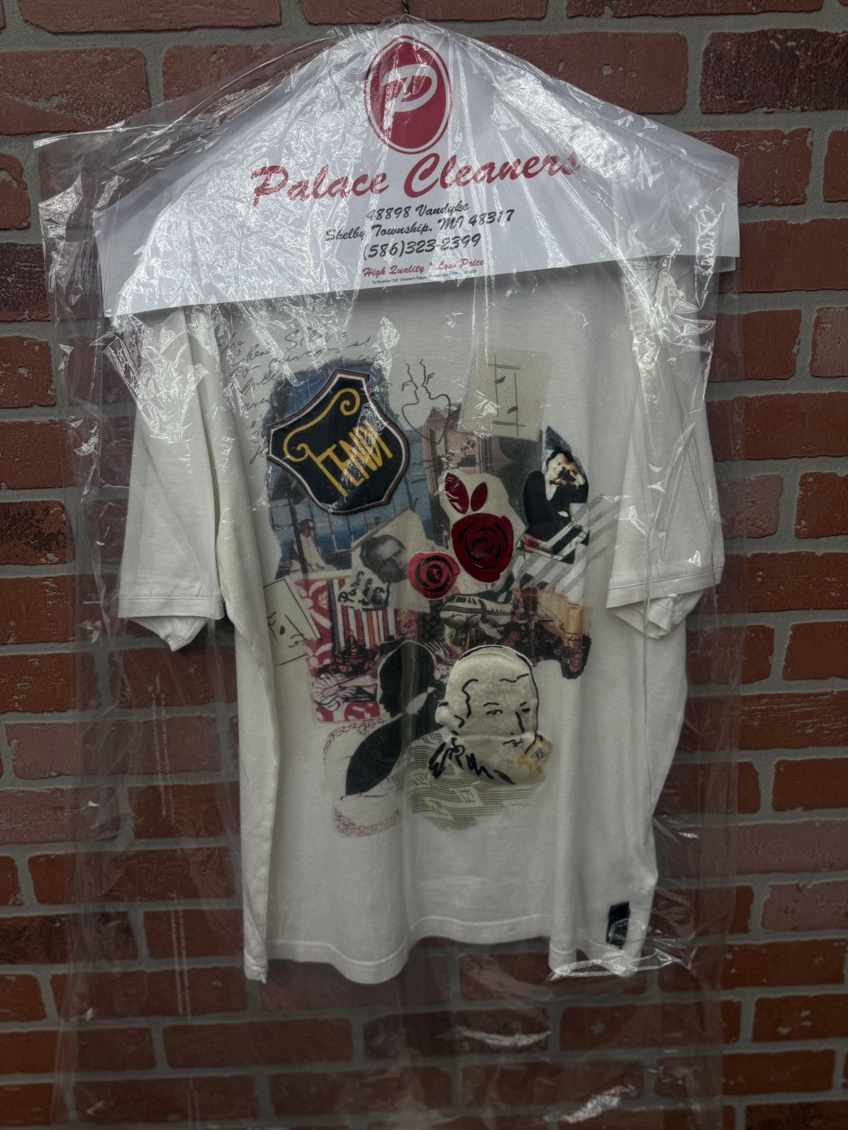Fendi Fendi Mens White Tee Shirt Size (XL) Velvet Size US XL / EU 56 / 4 - 1 Thumbnail