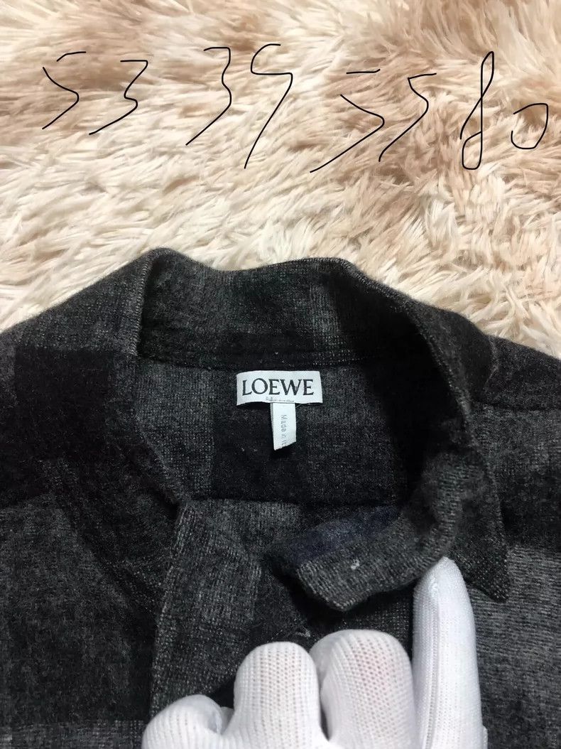 Loewe LOEWE A medium length woolen shirt with ladies' plaid patt Size S / US 4 / IT 40 - 3 Thumbnail