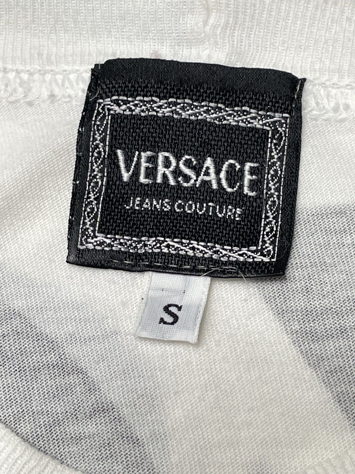 Versace Jeans Couture Vintage Brand Versace Full Print T-Shirt 2000s Size US S / EU 44-46 / 1 - 6 Thumbnail