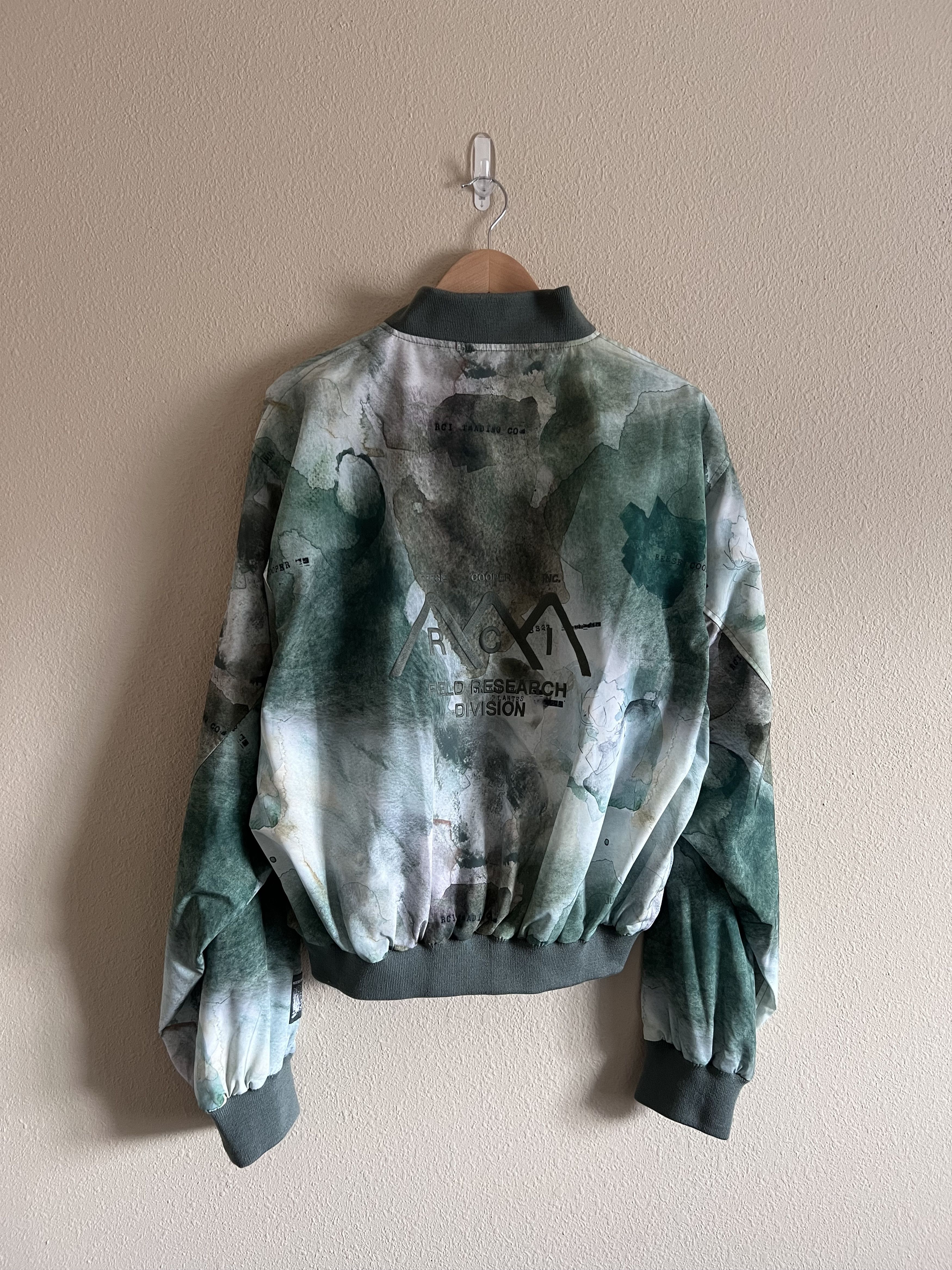 Reese Cooper Reese Cooper Watercolor Bomber Jacket in Green Size US L / EU 52-54 / 3 - 5 Thumbnail