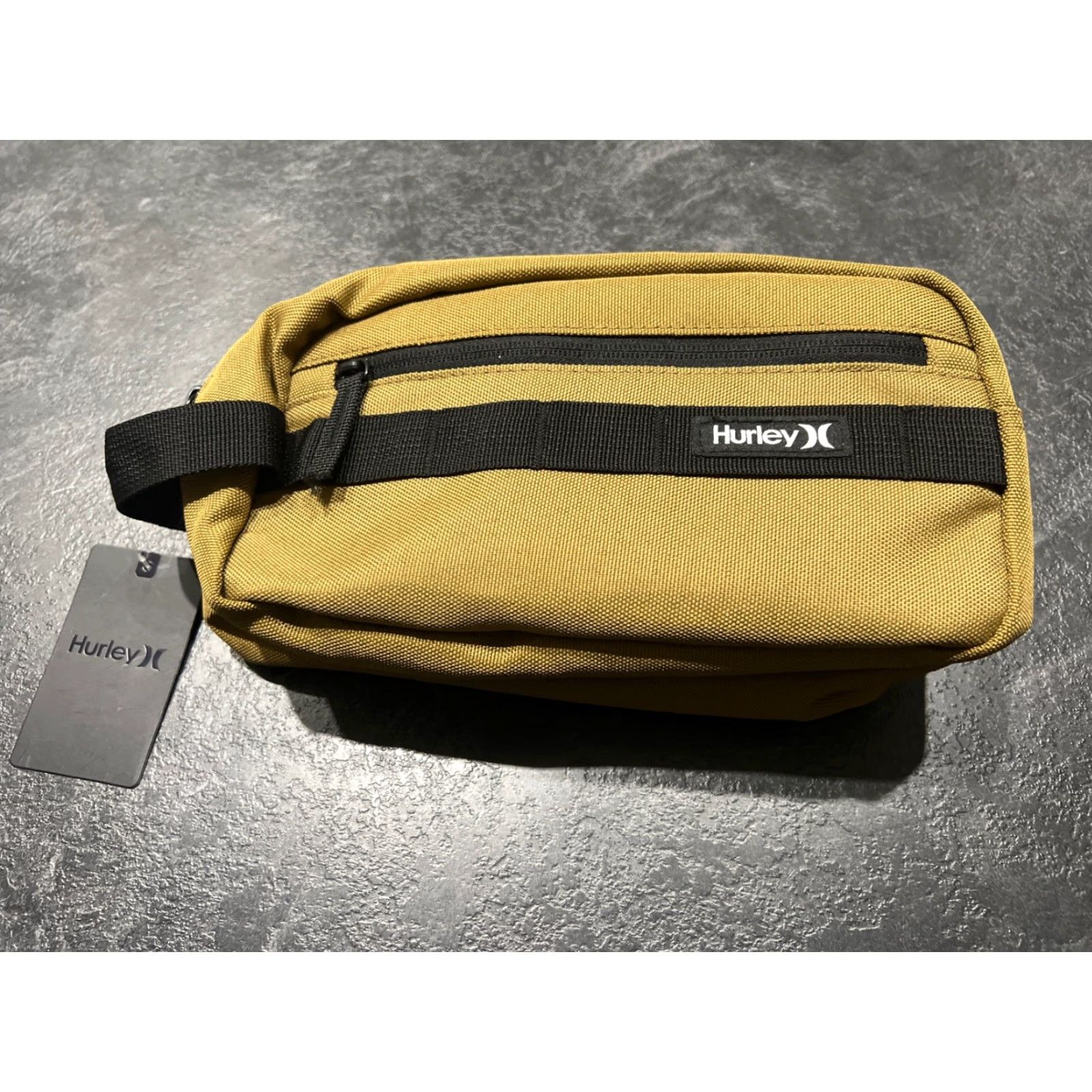 Hurley Hurley Toiletry Bag Designer Mens Travel Case Gym Weekend Bag Green Medium Polyester Washable Water Resistant Logo Geometric Pattern Size ONE SIZE - 2 Thumbnail