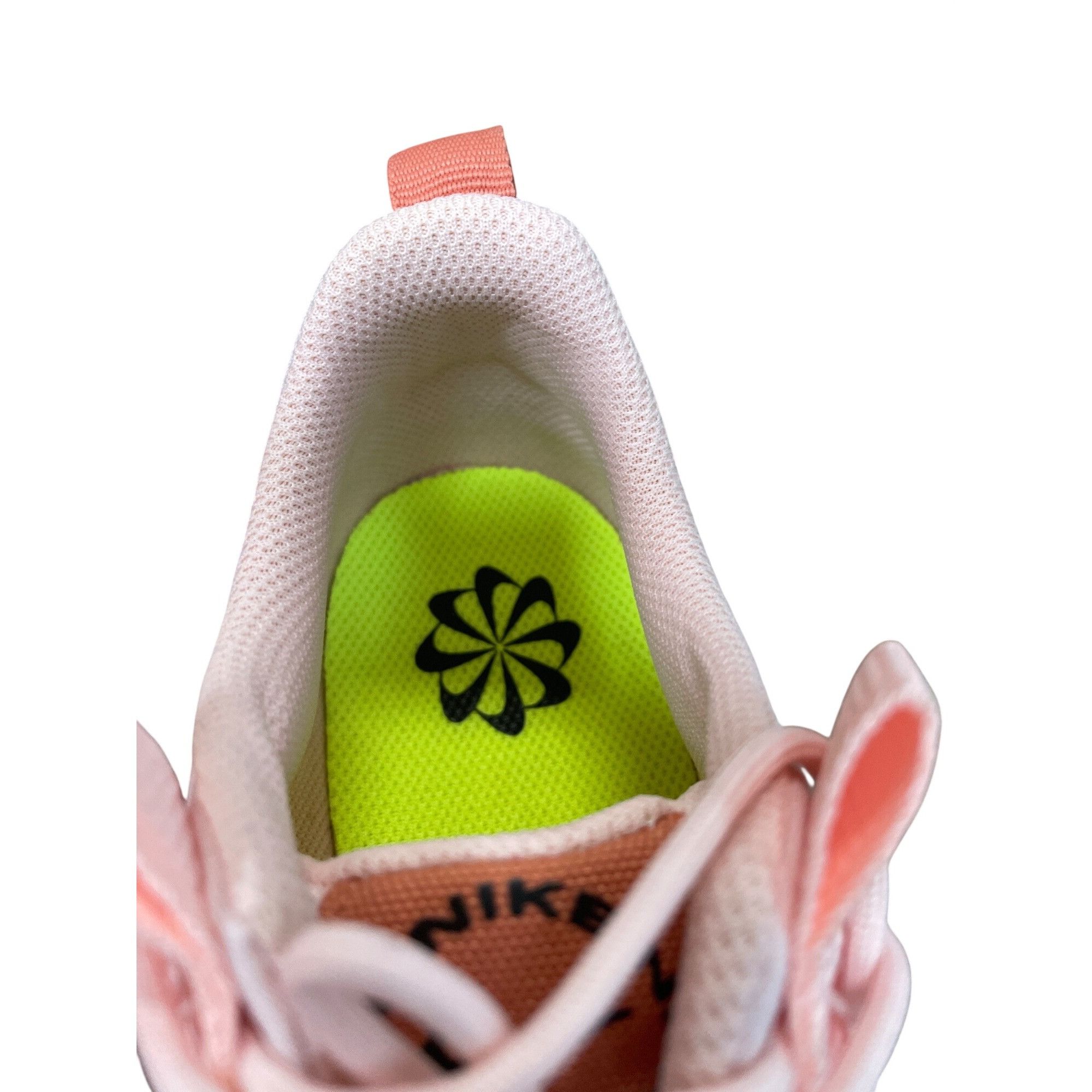 Nike Nike Crater Impact womand pink lows casual sneakers SZ 7.5 S Size US 7.5 / IT 37.5 - 10 Thumbnail