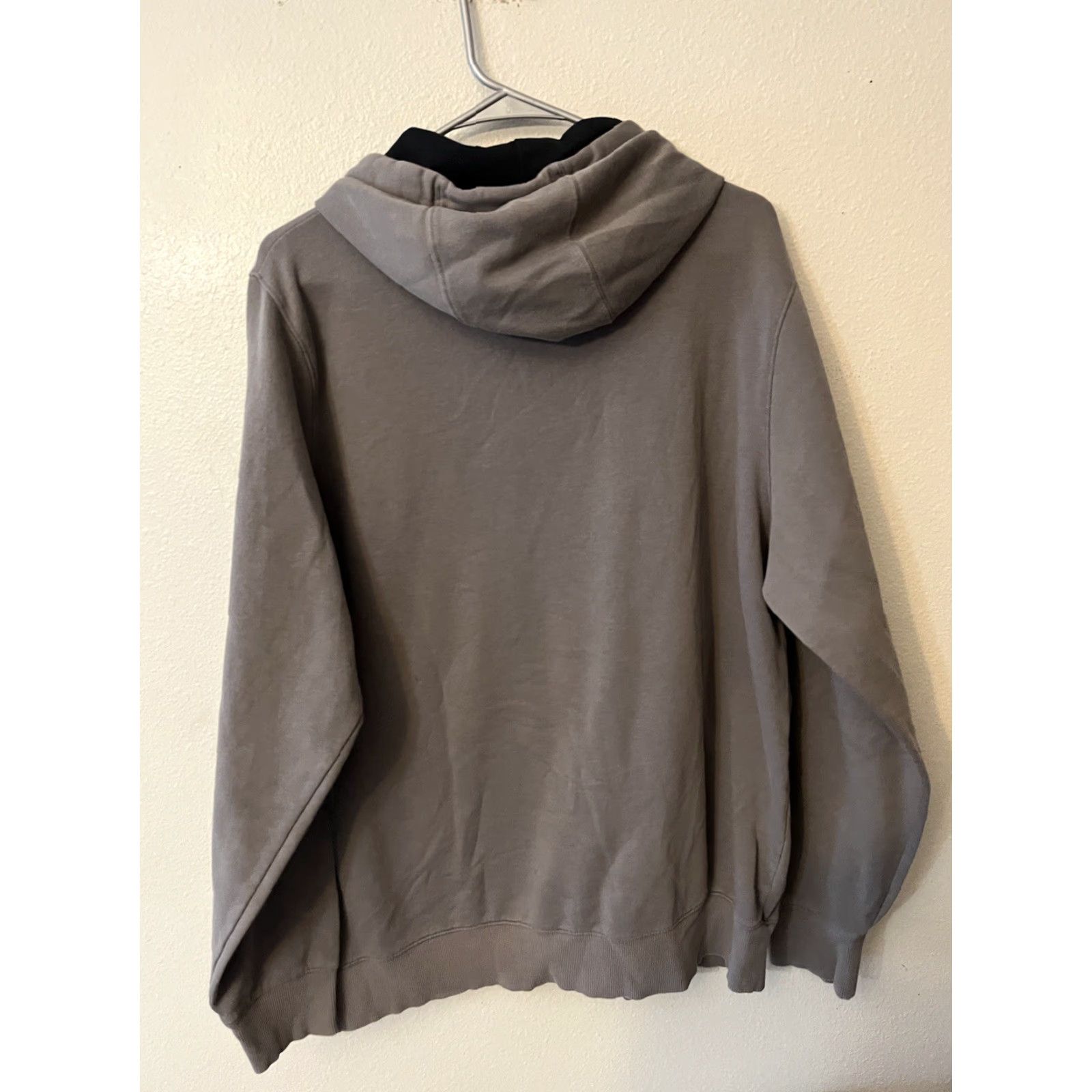 Under Armour Under Armour Mens Hoodie Logo Fleece Sweatshirt Pullover Gray Size L / Large Regular Fit Distres 90s Size US L / EU 52-54 / 3 - 2 Thumbnail