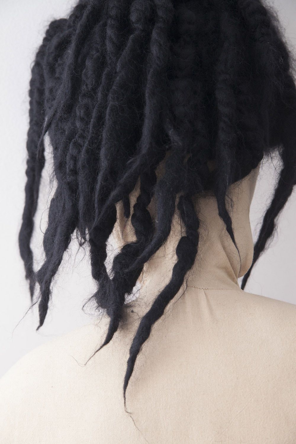 Issey Miyake AW11 Issey Miyake black wool dreadlocks beanie Size ONE SIZE - 7 Thumbnail