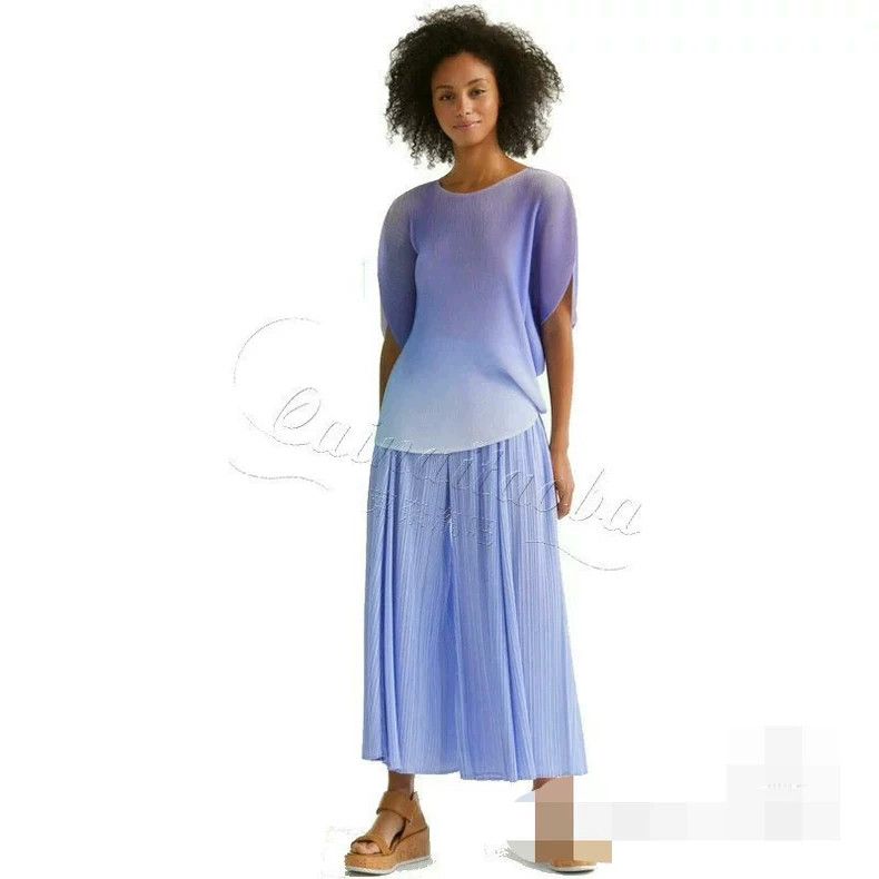 Issey Miyake Issey Miyake size:3 A gradient purple pleated round top Size XS / US 0-2 / IT 36-38 - 6 Thumbnail