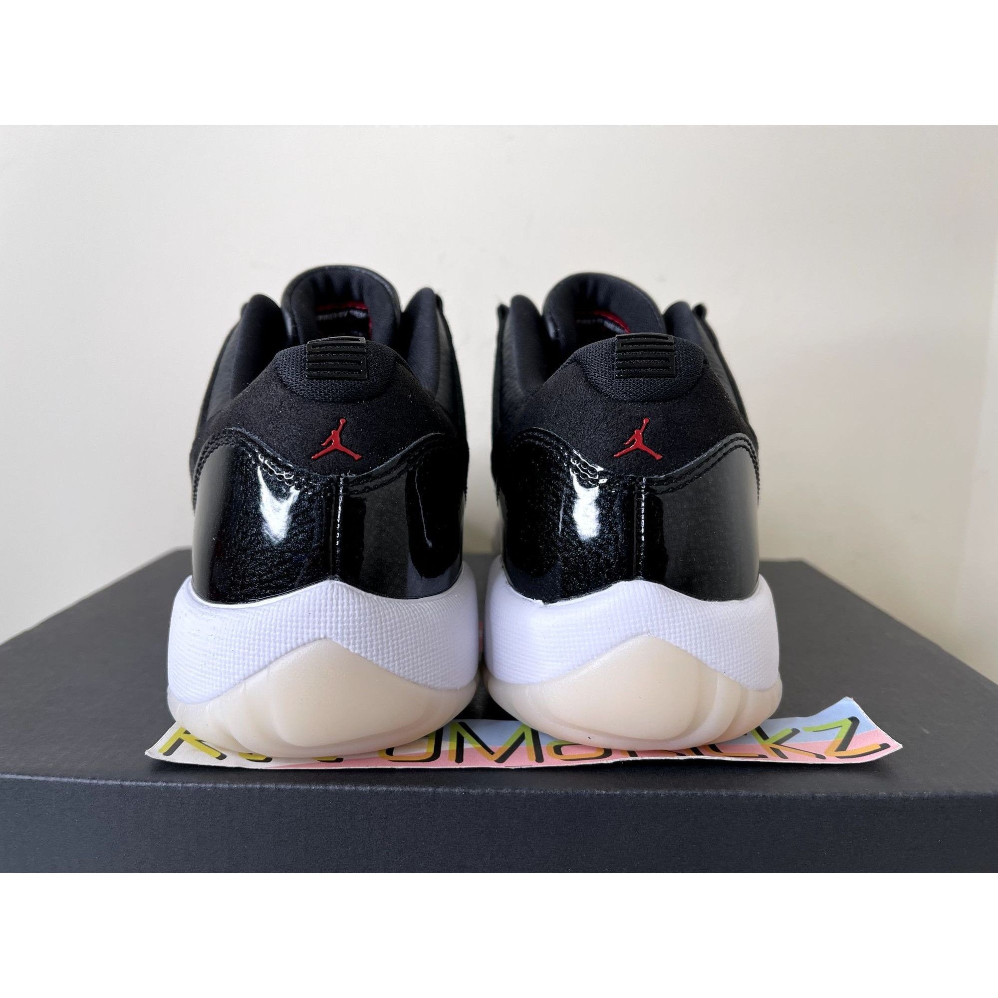 Jordan Brand Jordan 11 Retro Low 72-10 Black Gym Red GS 6Y Size US 6 / EU 39 - 5 Thumbnail