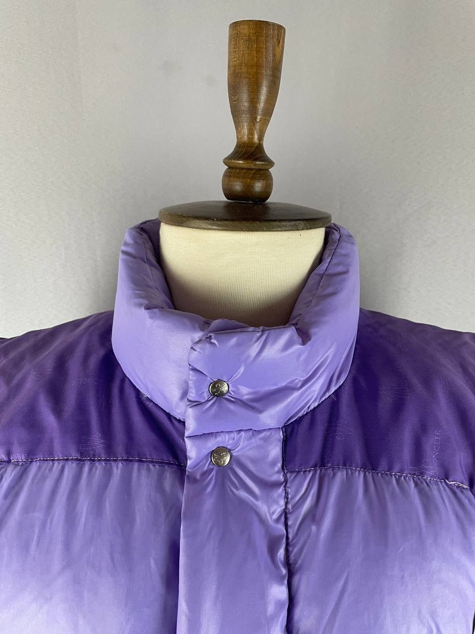 Moncler Moncler Grenoble Down Jacket Vest Vintage 1990s Purple Size US M / EU 48-50 / 2 - 3 Thumbnail
