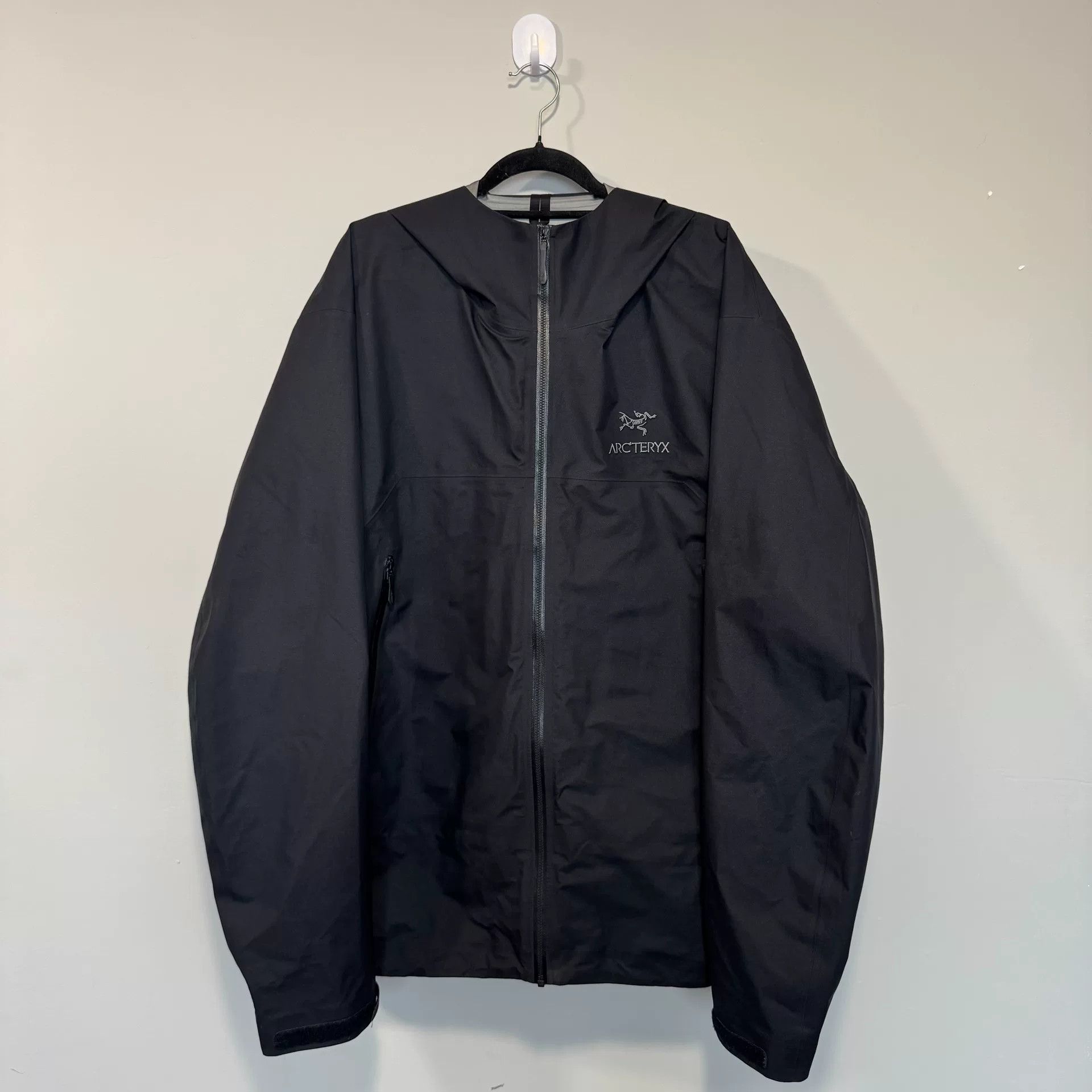 Arc'teryx Arcteryx BETA Jacket in Black Size XL Size US XL / EU 56 / 4 - 1 Thumbnail