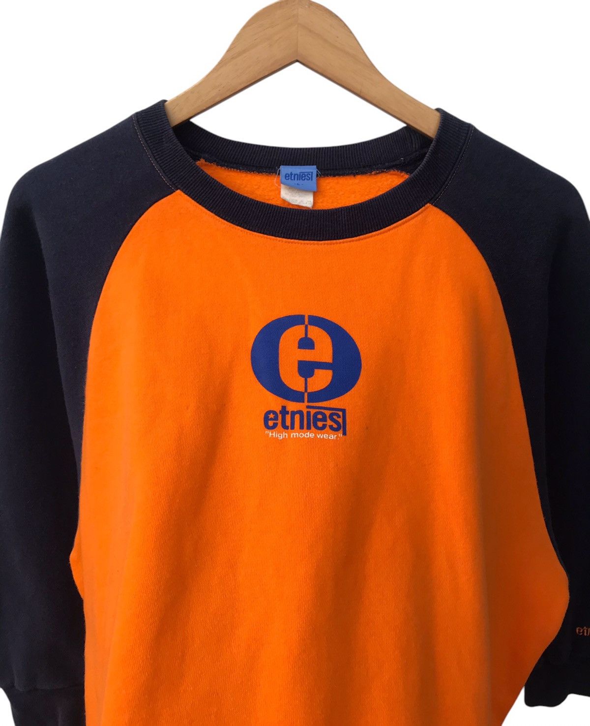 Etnies Vintage 90s Etnies Skates Streetwear Sweatshirt Size US L / EU 52-54 / 3 - 4 Thumbnail