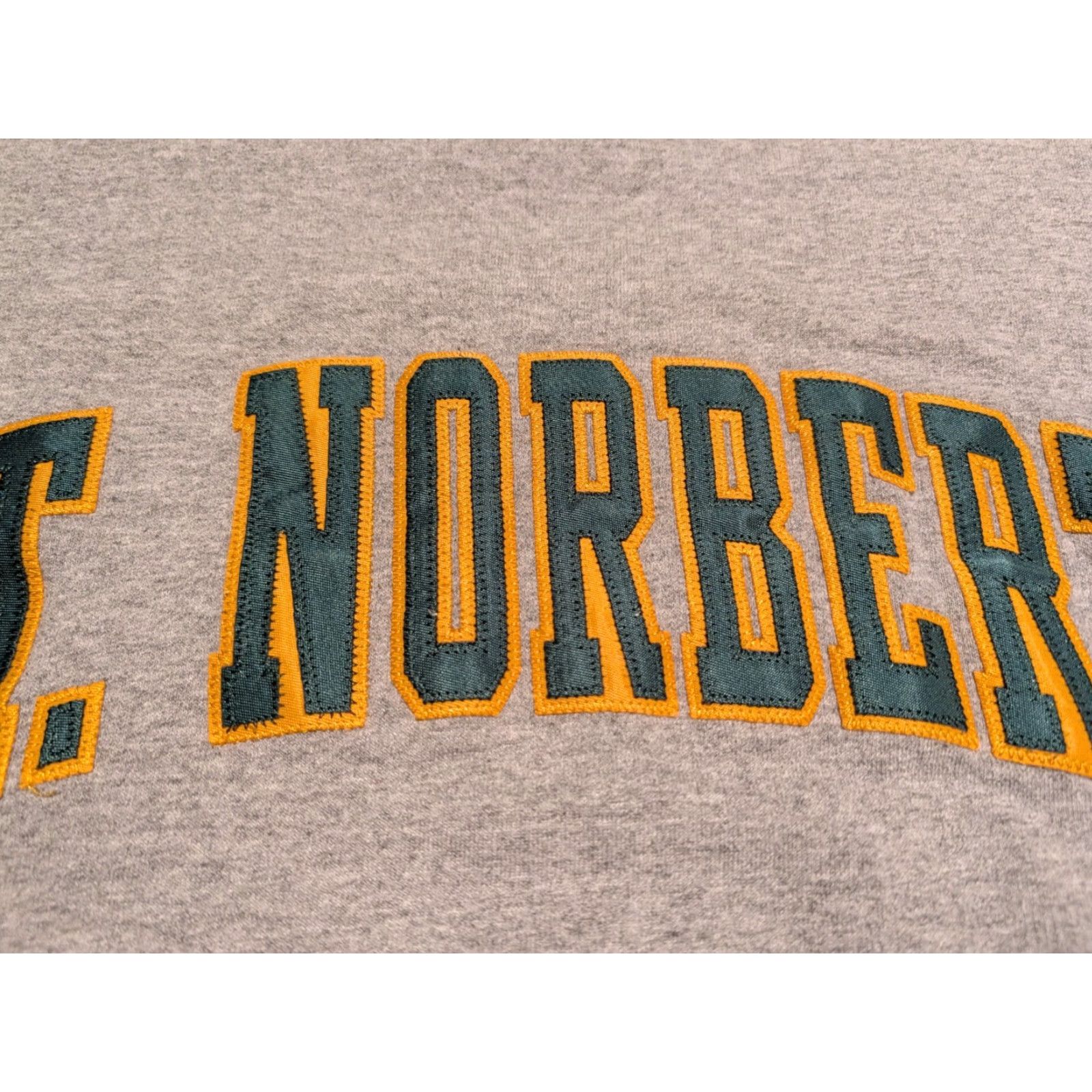 Champion VINTAGE Champion Sweatshirt Crewneck Unisex Adults Gray Large College St. Norbert Size US L / EU 52-54 / 3 - 6 Thumbnail