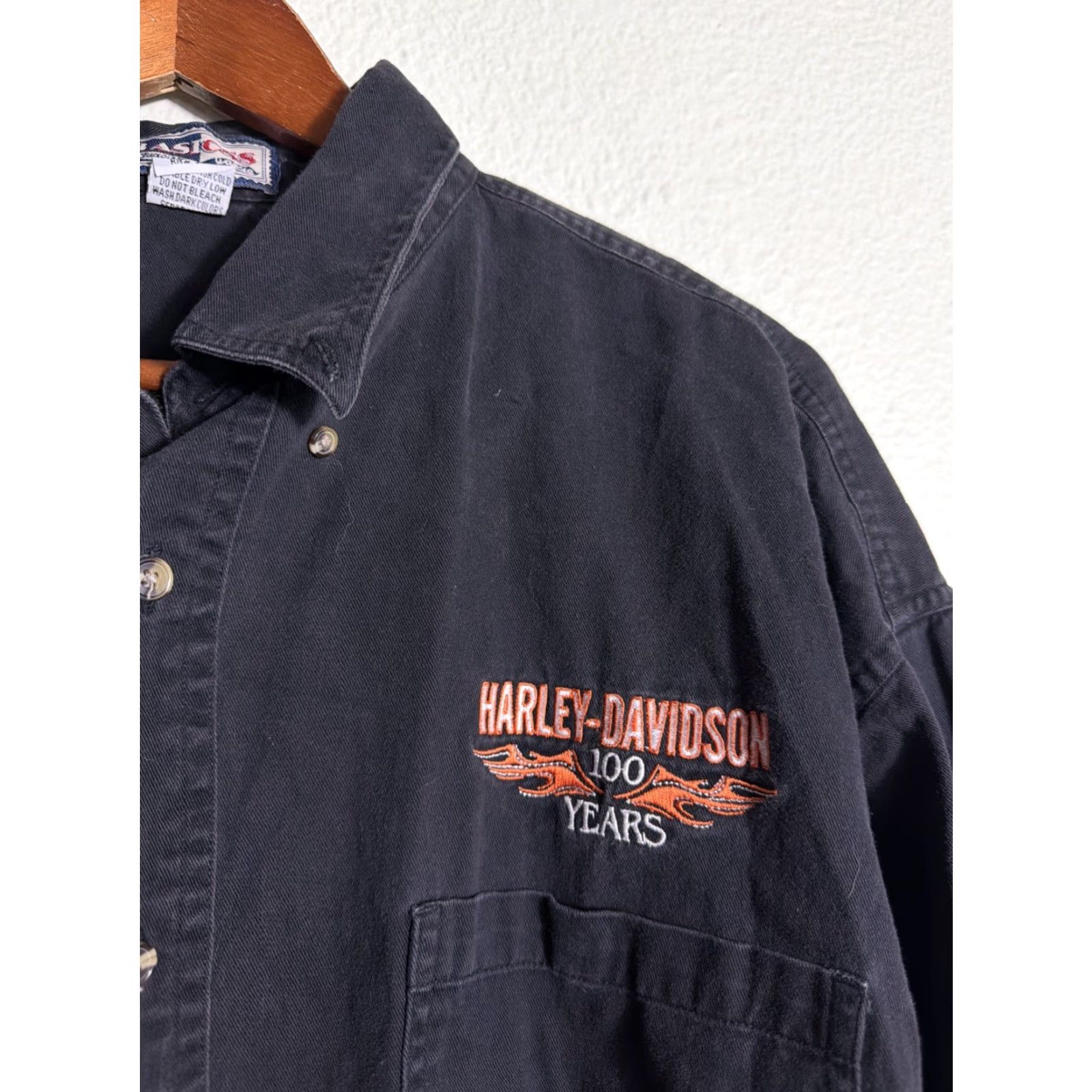 Harley Davidson Y2K Mens XL Short Sleeve Black Button-Down Shirt Harley-Davidson 100th Size US XL / EU 56 / 4 - 4 Thumbnail