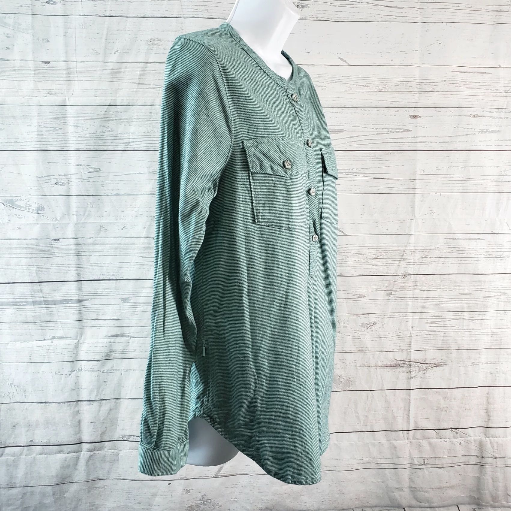 Mountain Hardwear VINTAGE? Mountain Hardwear Women's Top Long Sleeve Green Striped Cotton Blend M Shirt Womens Size M / US 6-8 / IT 42-44 - 3 Thumbnail