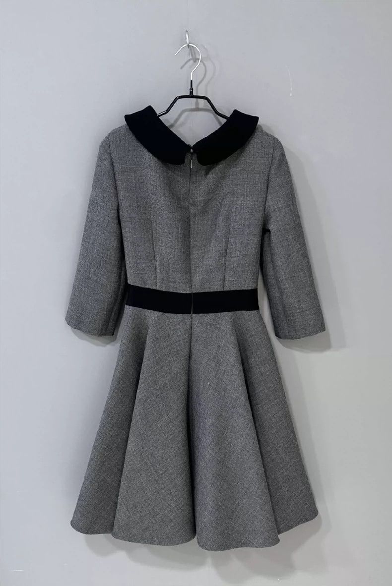 Prada Prada Small lapel dress 2502-Nextarrow Size XS / US 0-2 / IT 36-38 - 2 Thumbnail