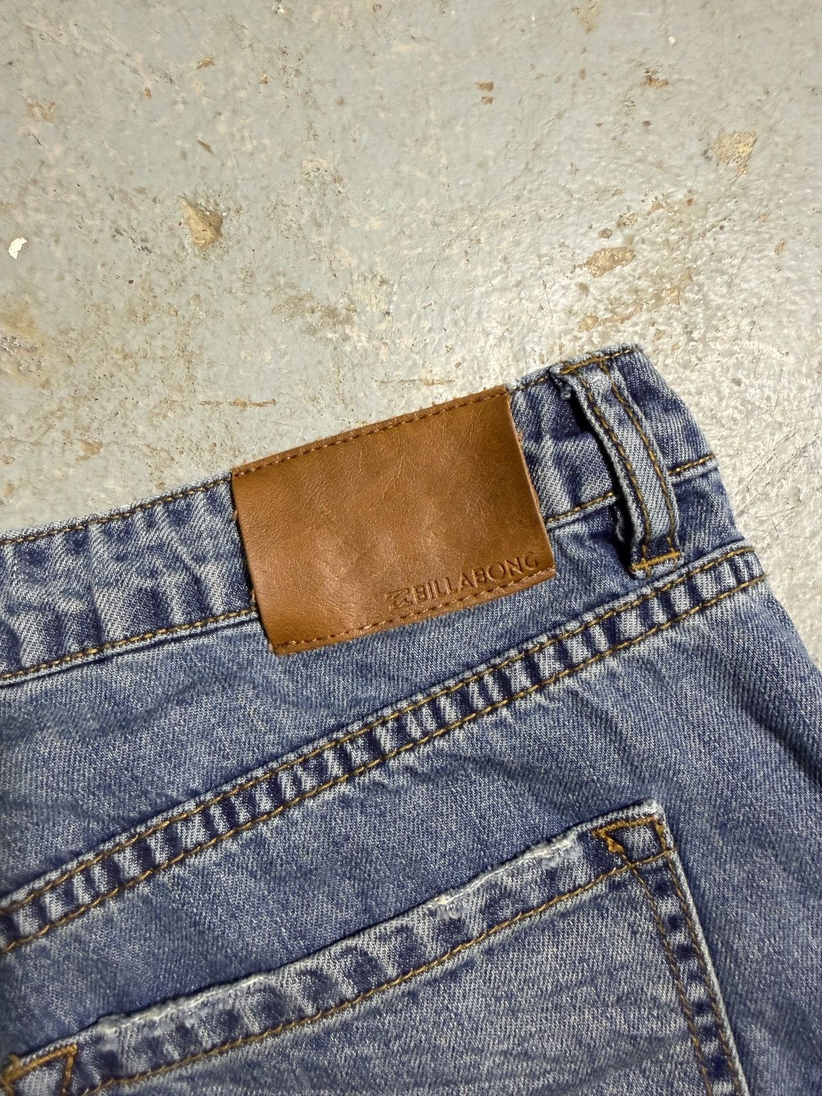 Billabong Women’s Billabong Denim Shorts Size 31" - 6 Thumbnail