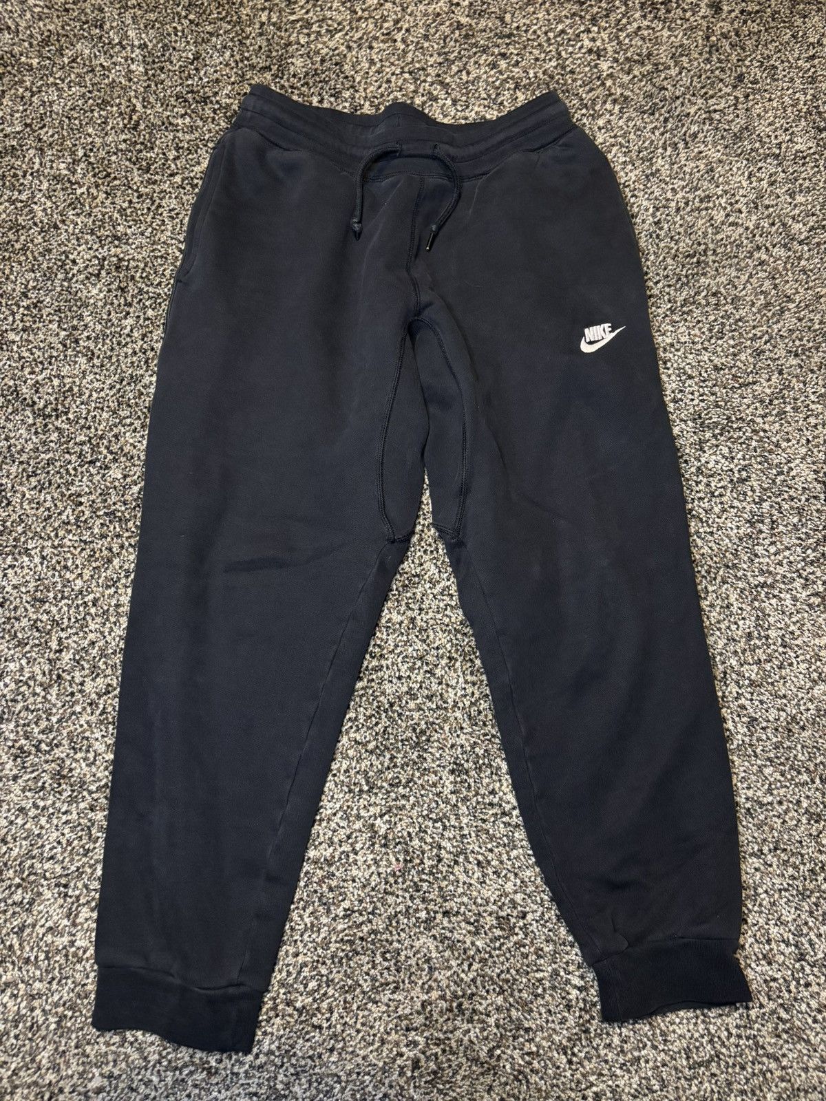 Nike Nike Tapered Drawstring Sweatpants ‘black’ Size US 34 / EU 50 - 1 Thumbnail