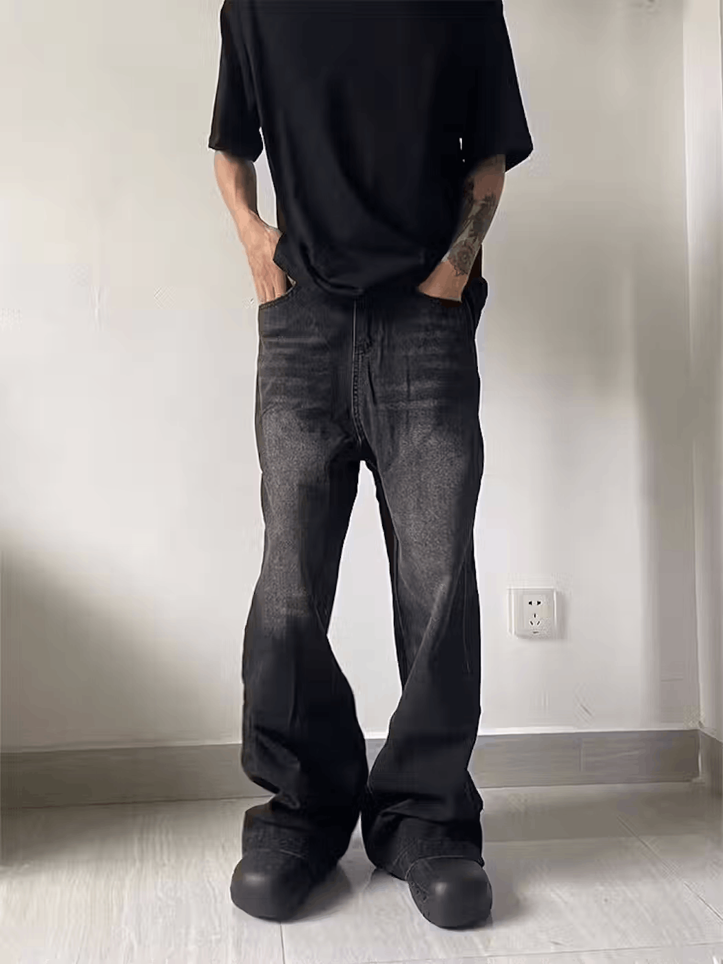 Vintage Washed Black Ripple Relaxed Jeans