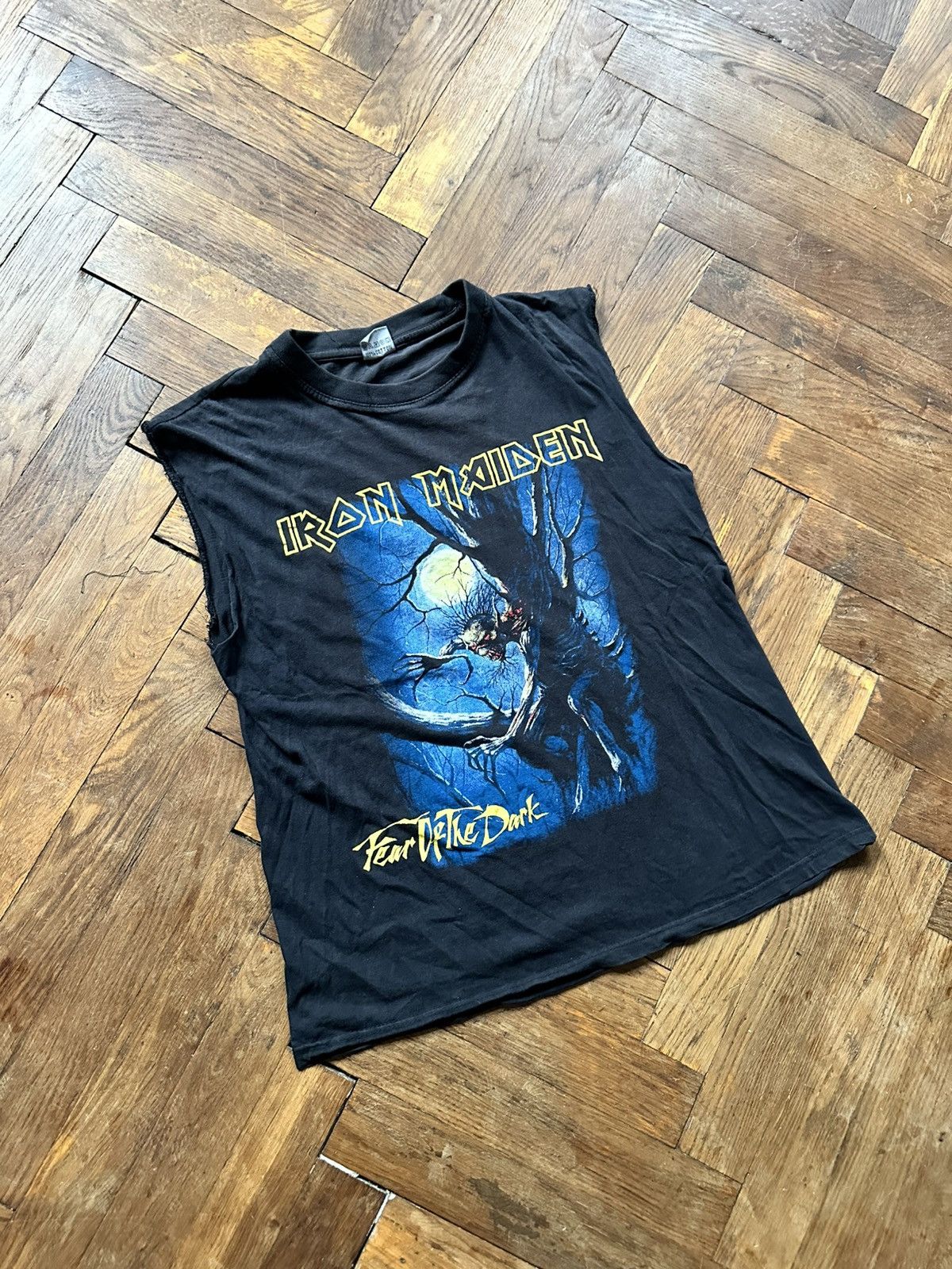Iron Maiden Vintage 1992 Iron Maiden Fear Of The Dark tee Size US L / EU 52-54 / 3 - 2 Thumbnail