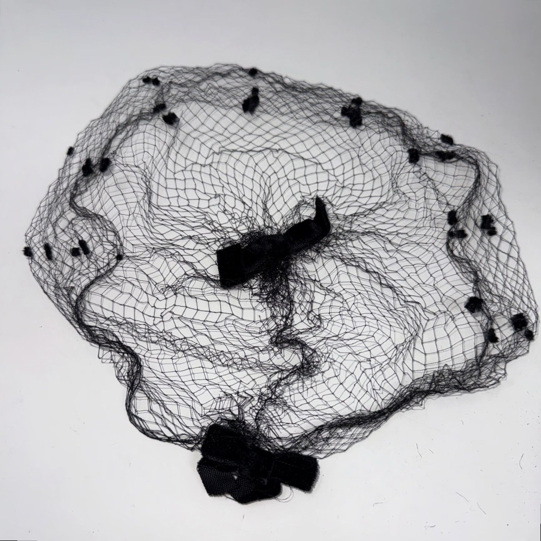 Vintage VINTAGE Black Women’s Flapper Hat Metal Rim Faux Fur Union Made USA Net Size ONE SIZE - 5 Thumbnail