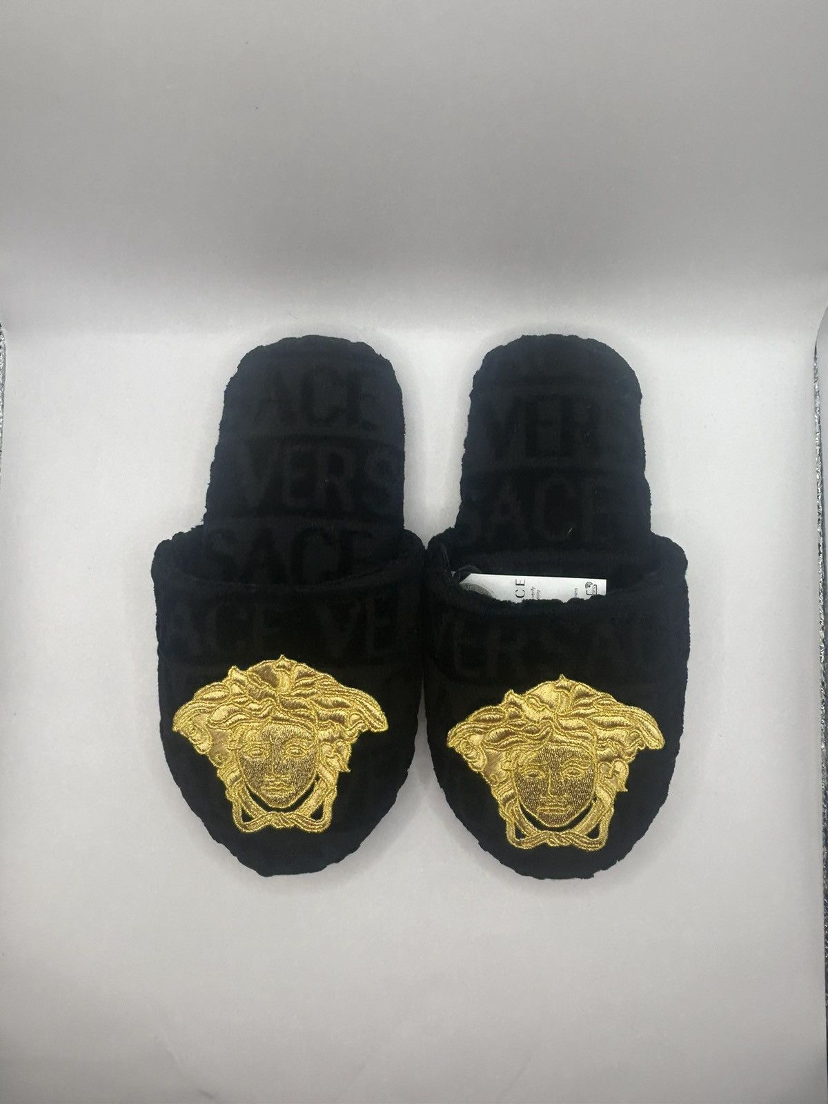 Versace Versace Medusa Head Slippers Size US 5 / IT 35 - 1 Thumbnail