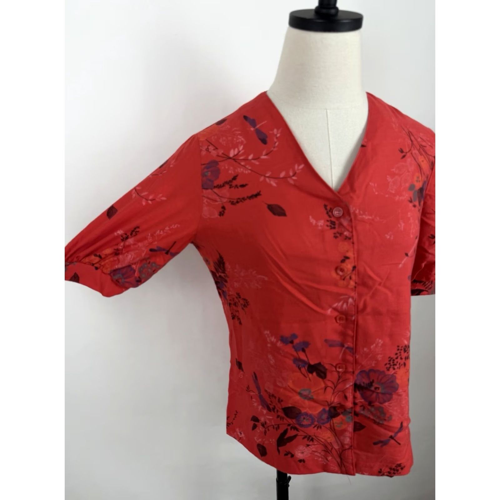 Vintage VINTAGE Avon Red Blouse Womens S Puff Sleeve Button Front Floral Print 70s 80s Bohemian Retro Shirt Womens Size S / US 4 / IT 40 - 4 Thumbnail