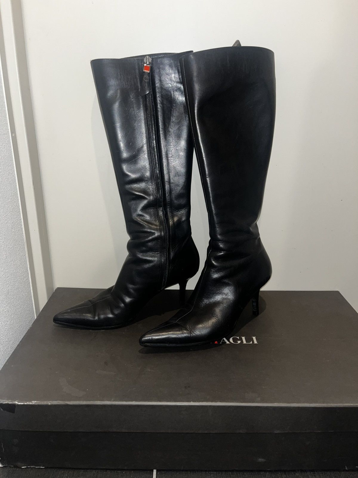 Bruno Magli Bruno Magli Magnerico Moot 070 Size US 7 / IT 37 - 1 Thumbnail