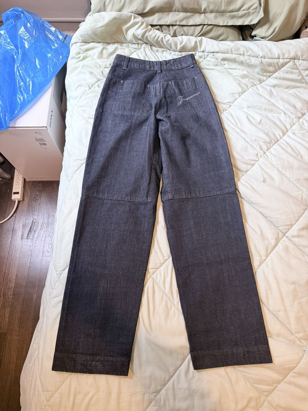 Jacquemus Jacquemus Le Denimes-Cargo Pant in Dark Navy Size 26" / US 2 / IT 38 - 2 Thumbnail