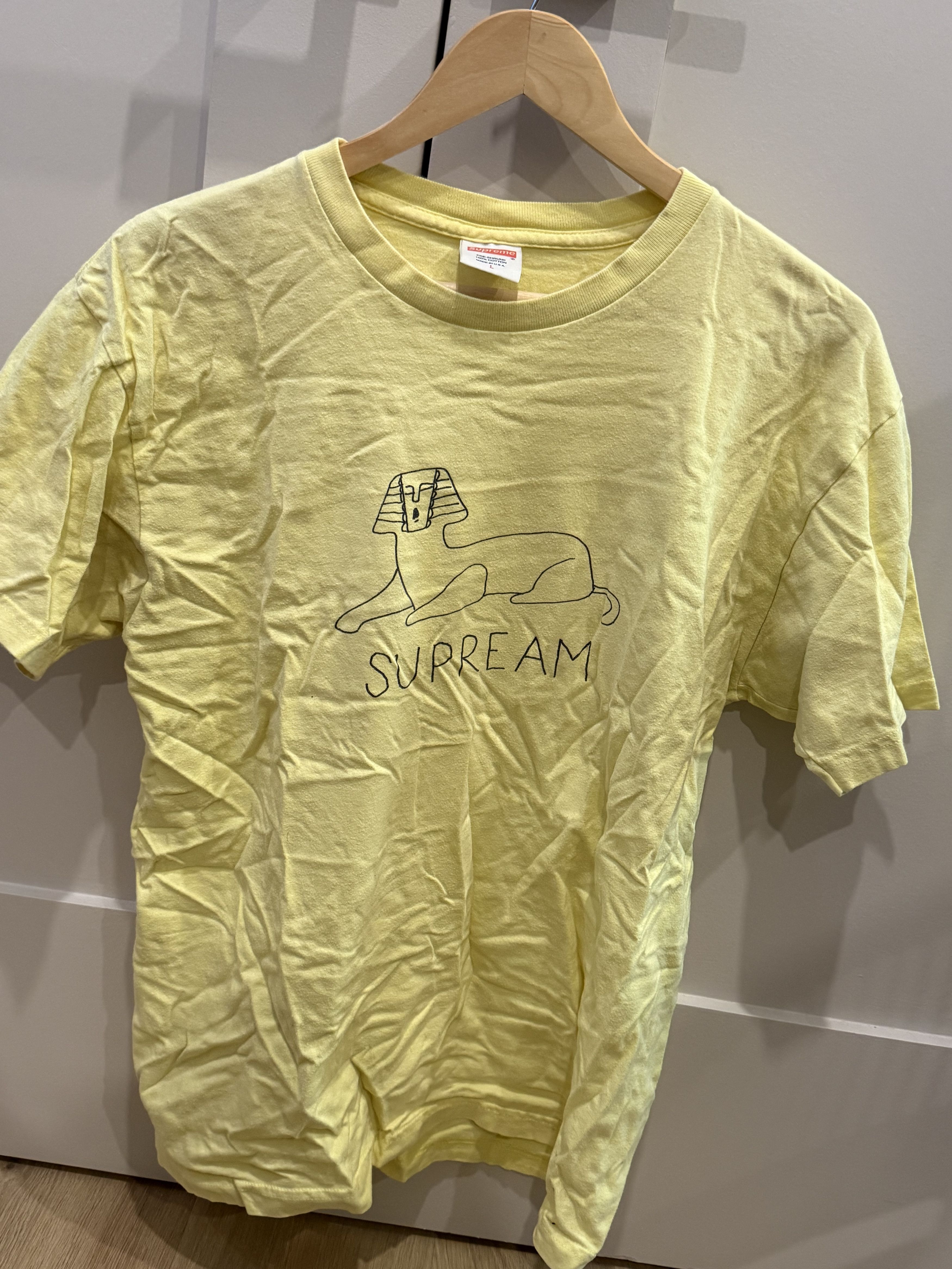Supreme Supreme Supream Sphinx Tee Yellow Size US L / EU 52-54 / 3 - 1 Thumbnail