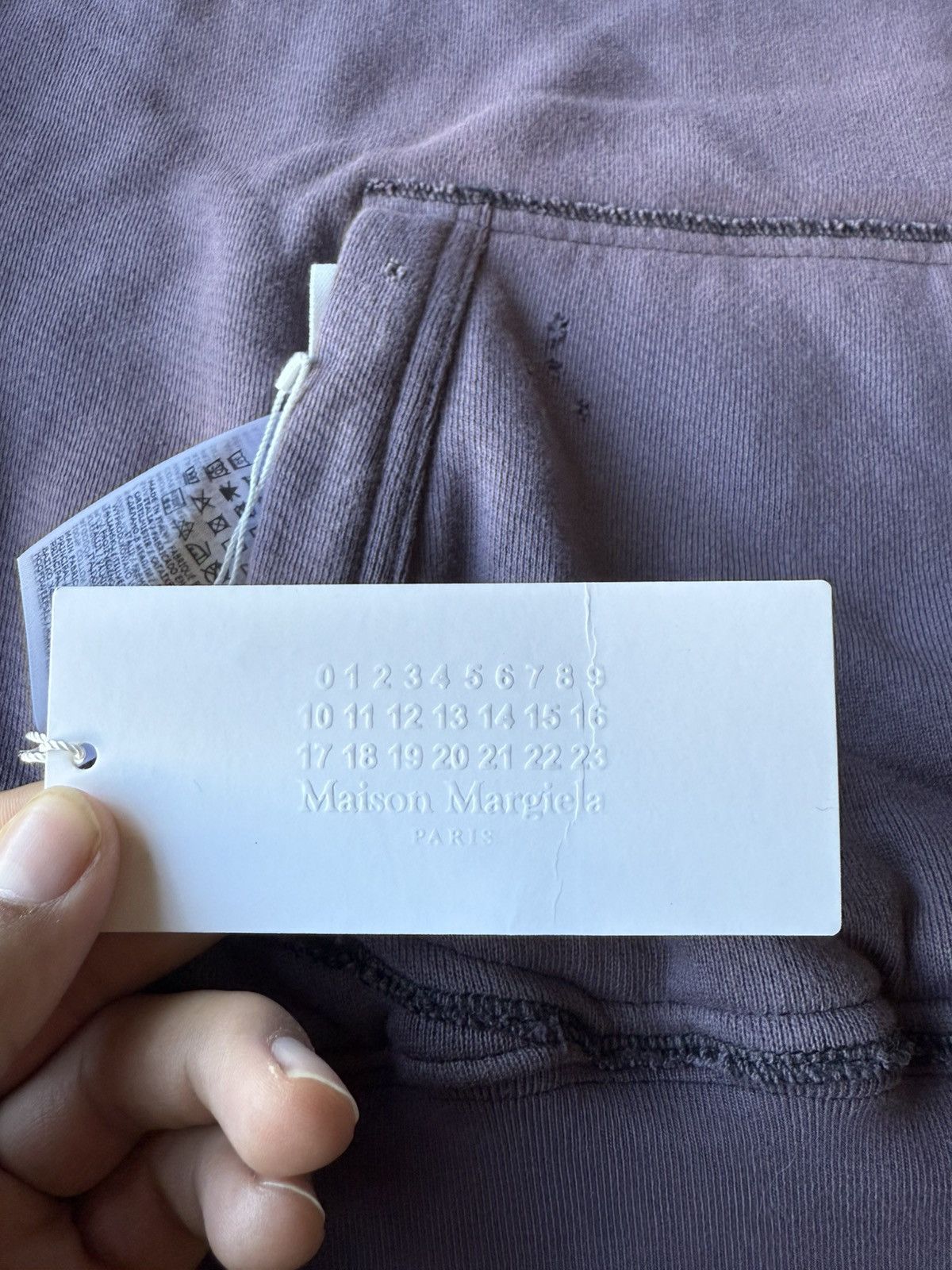 Maison Margiela BRAND NEW MAISON MARGIELA REVERSE-LOGO COTTON HOODIE SIZE L Size US L / EU 52-54 / 3 - 9 Thumbnail