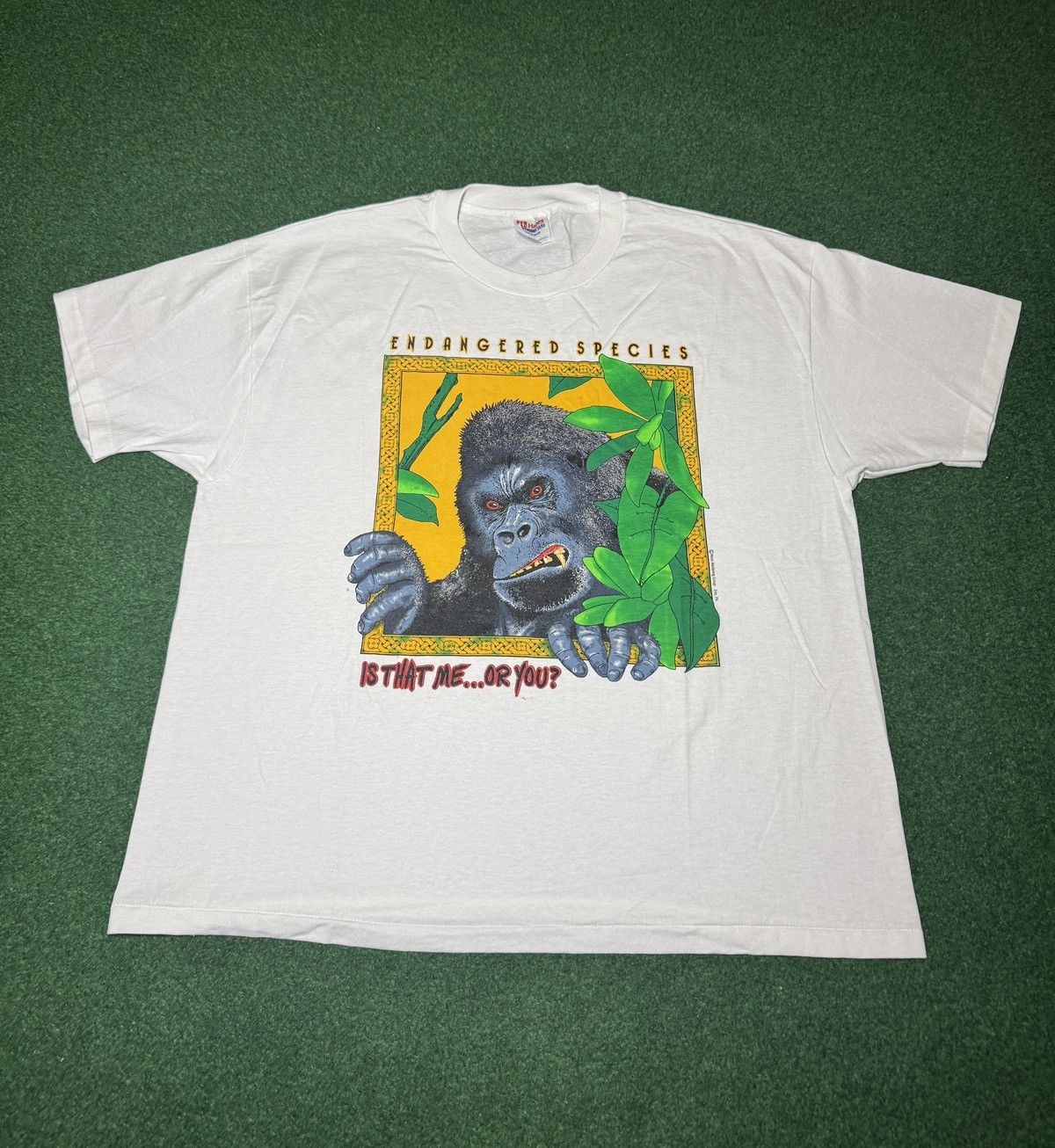 Vintage Gorilla Endangered Species Is That Me Or You? XL 90s T Shirt Size US XL / EU 56 / 4 - 1 Thumbnail