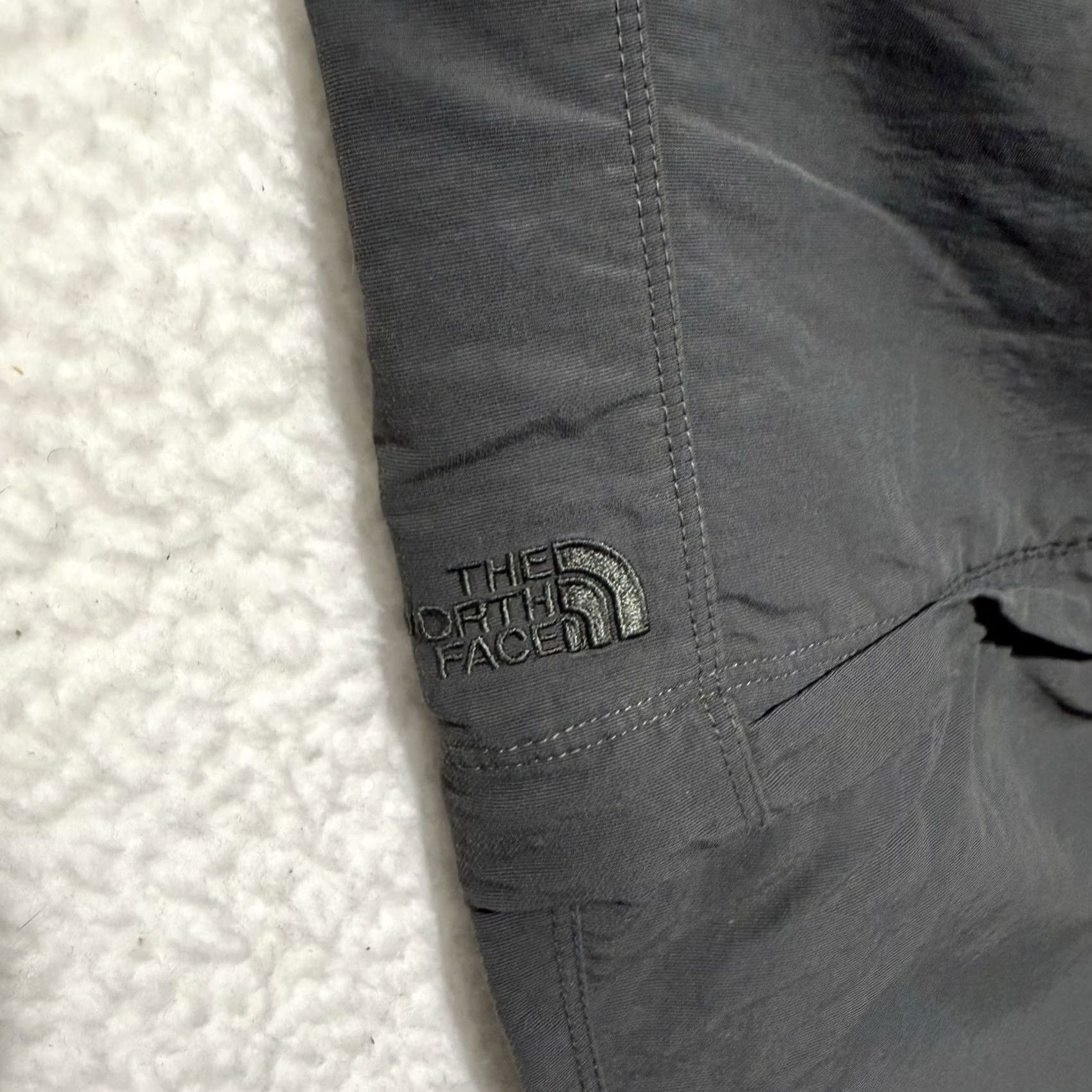 The North Face THE NORTH FACE Tearaway Outdoor Hiking Pants Shorts Gray XL Men Mens 29in Inseam Size US 36 / EU 52 - 6 Thumbnail