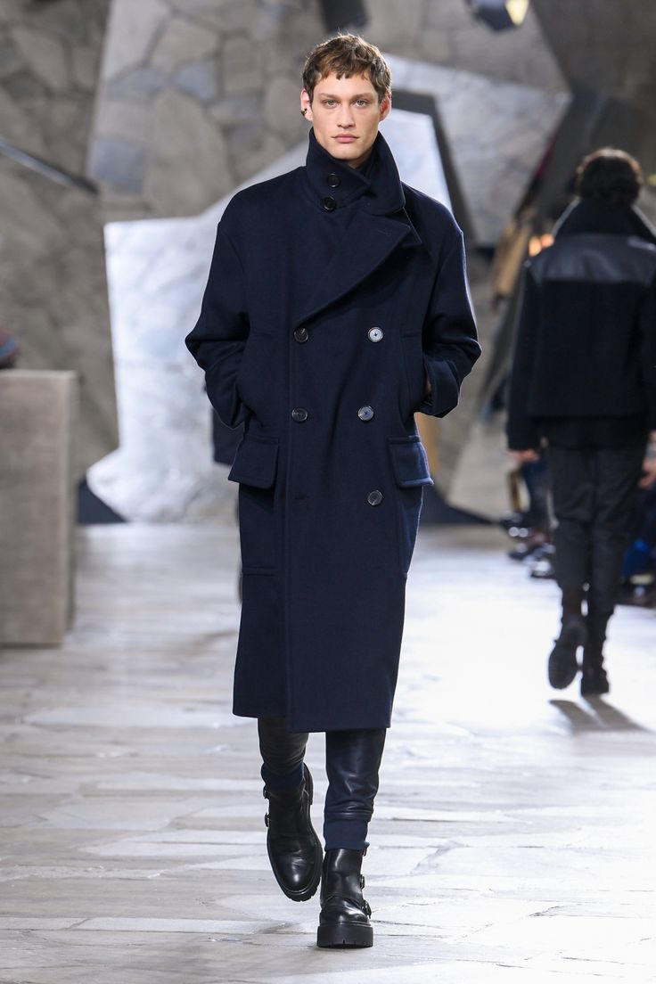 Hermes $10.000 Cashmere Hermès Military FW23 Runway Overcoat 48 M L Size US M / EU 48-50 / 2 - 2 Thumbnail