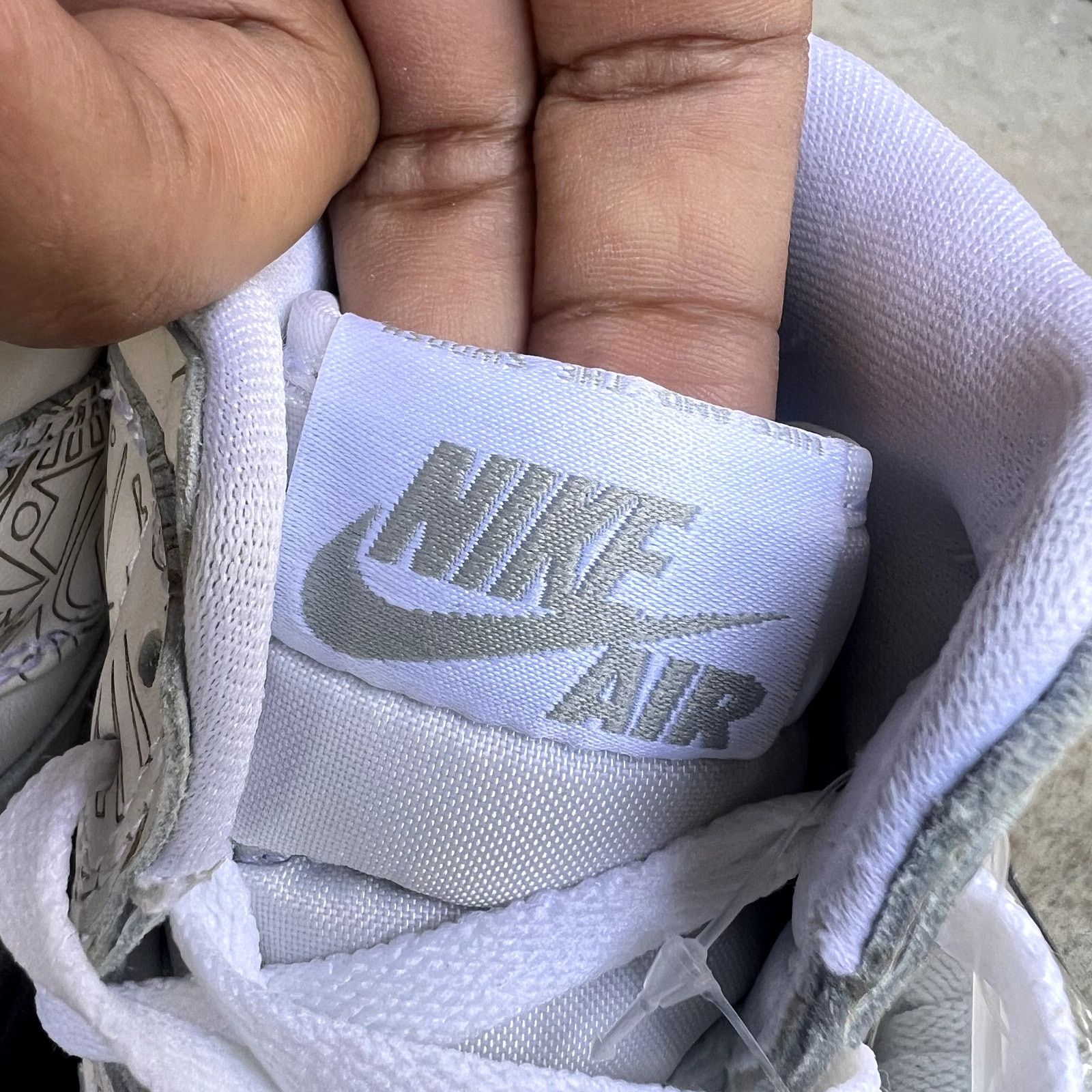 Jordan Brand Brand New Jordan 1 Laser Size US 10 / EU 43 - 4 Thumbnail