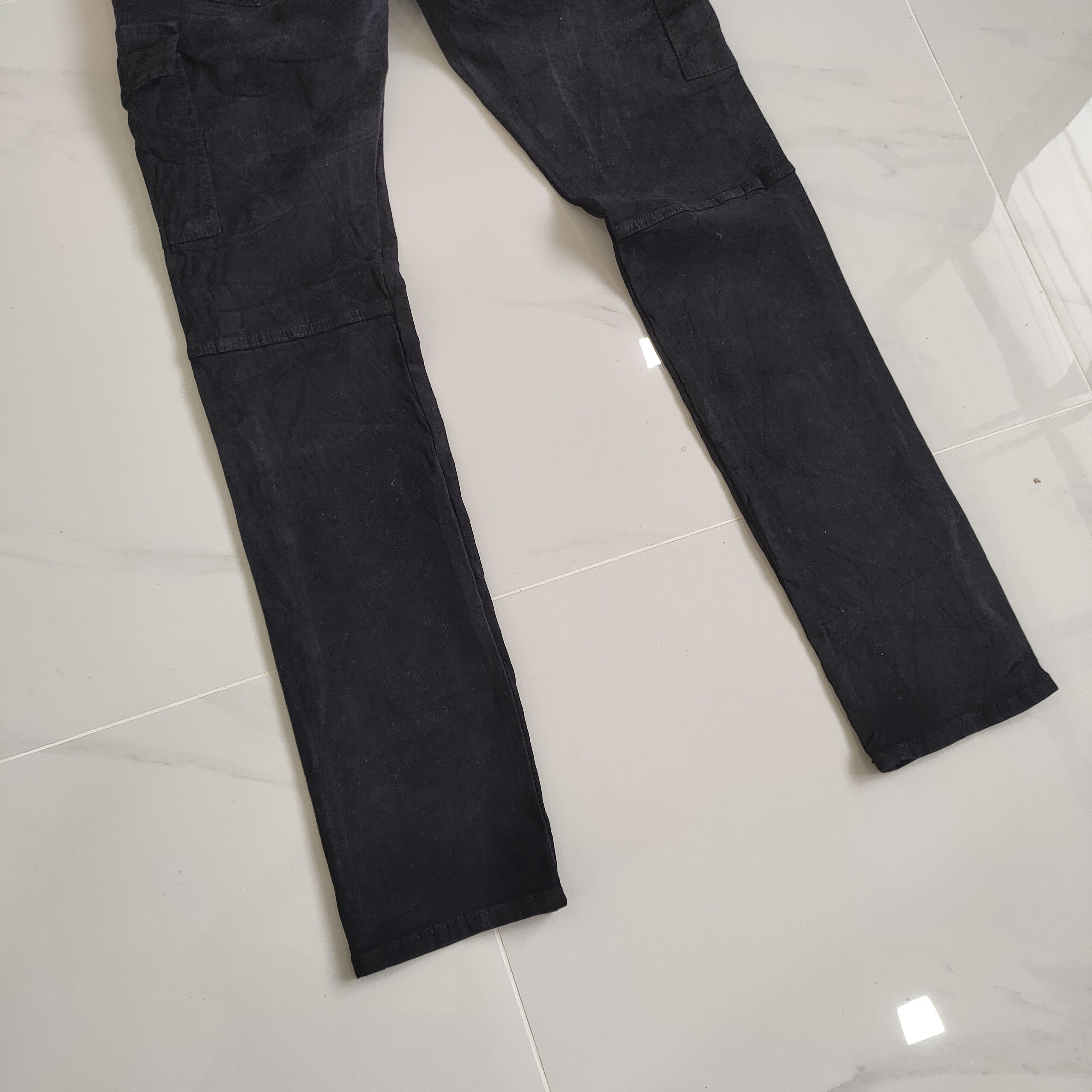 Japanese Brand × Vintage JAPANESE BRAND BLACK SKINNY CARGO PANTS Size US 29 - 9 Thumbnail