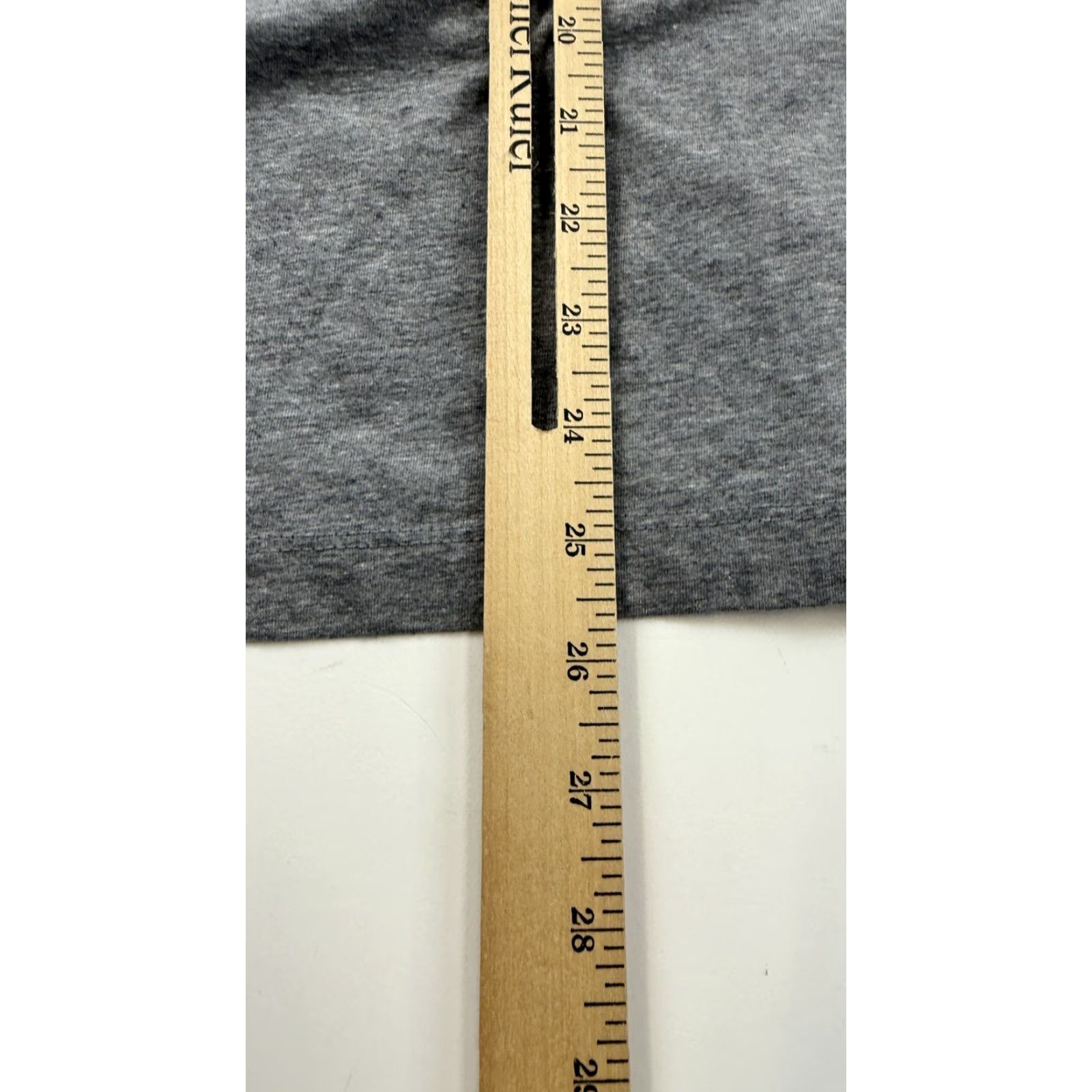 J.Crew J.Crew Shirt Mens Small Gray Essential Tee Long Sleeve Knit Crewneck Soft Top Size US S / EU 44-46 / 1 - 7 Thumbnail